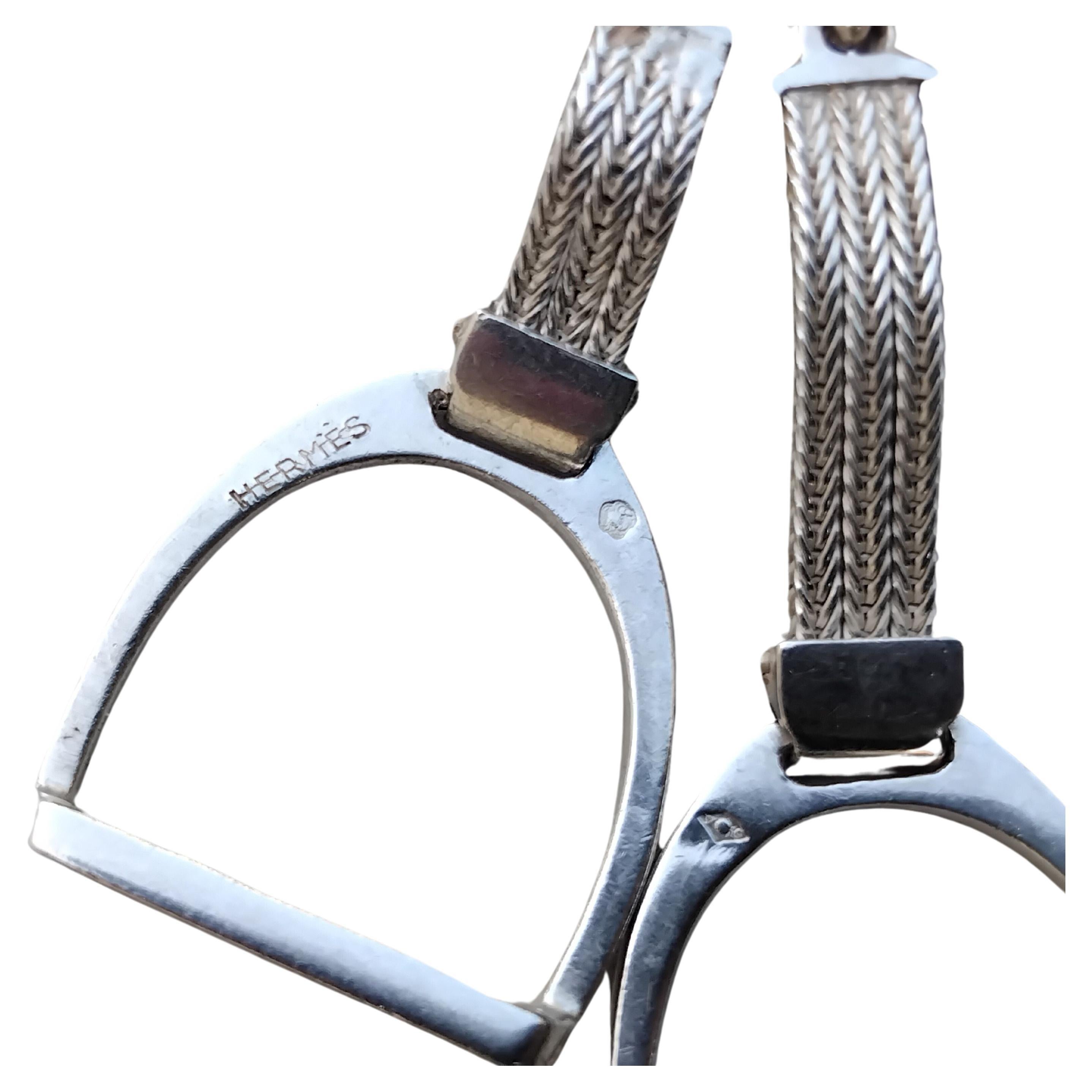 Außergewöhnliche Hermès Brosche mit Steigbügel Charms in Silber Rare Horse Rodeo Texas im Angebot 6