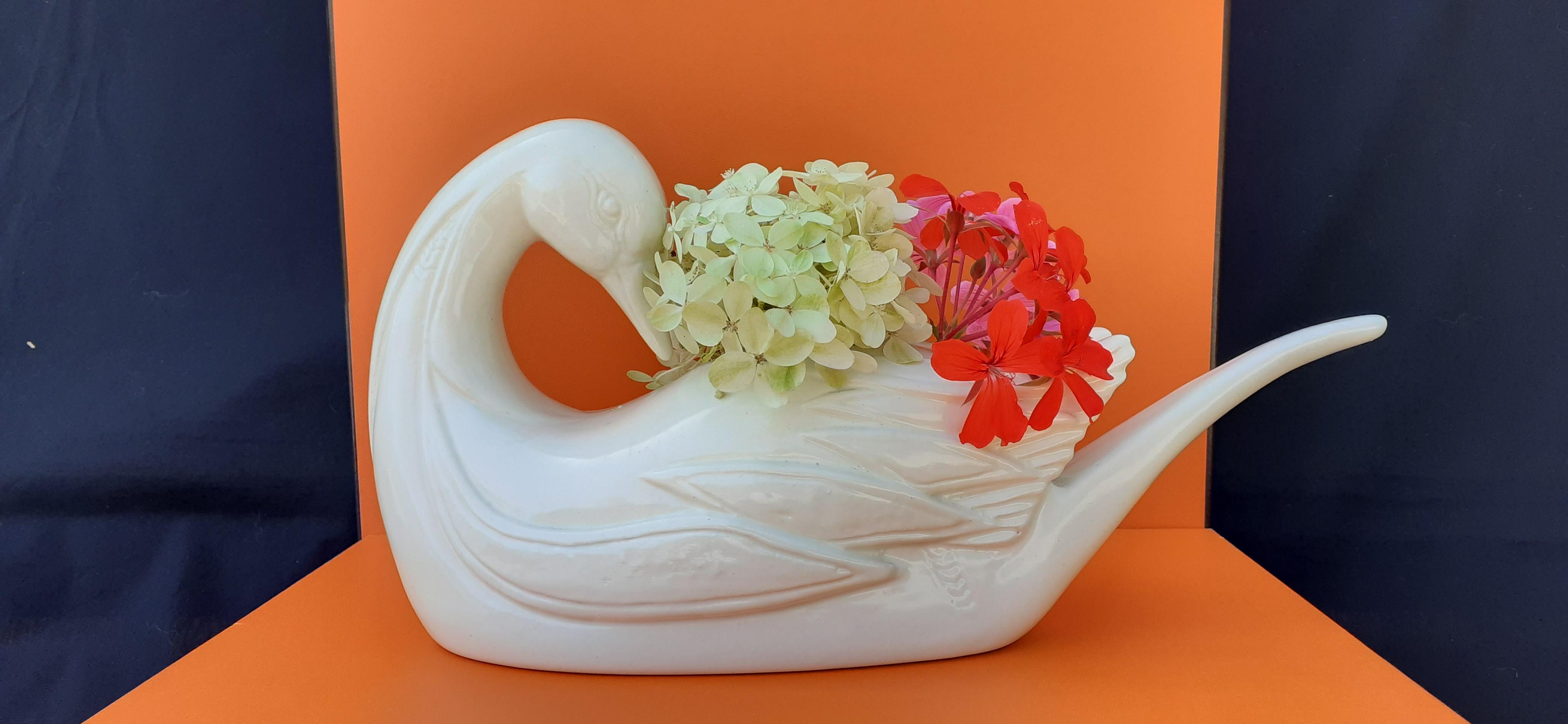 Exceptional Hermès Centerpiece Vase Ceramic Duck From La Mare aux Canards RARE For Sale 7