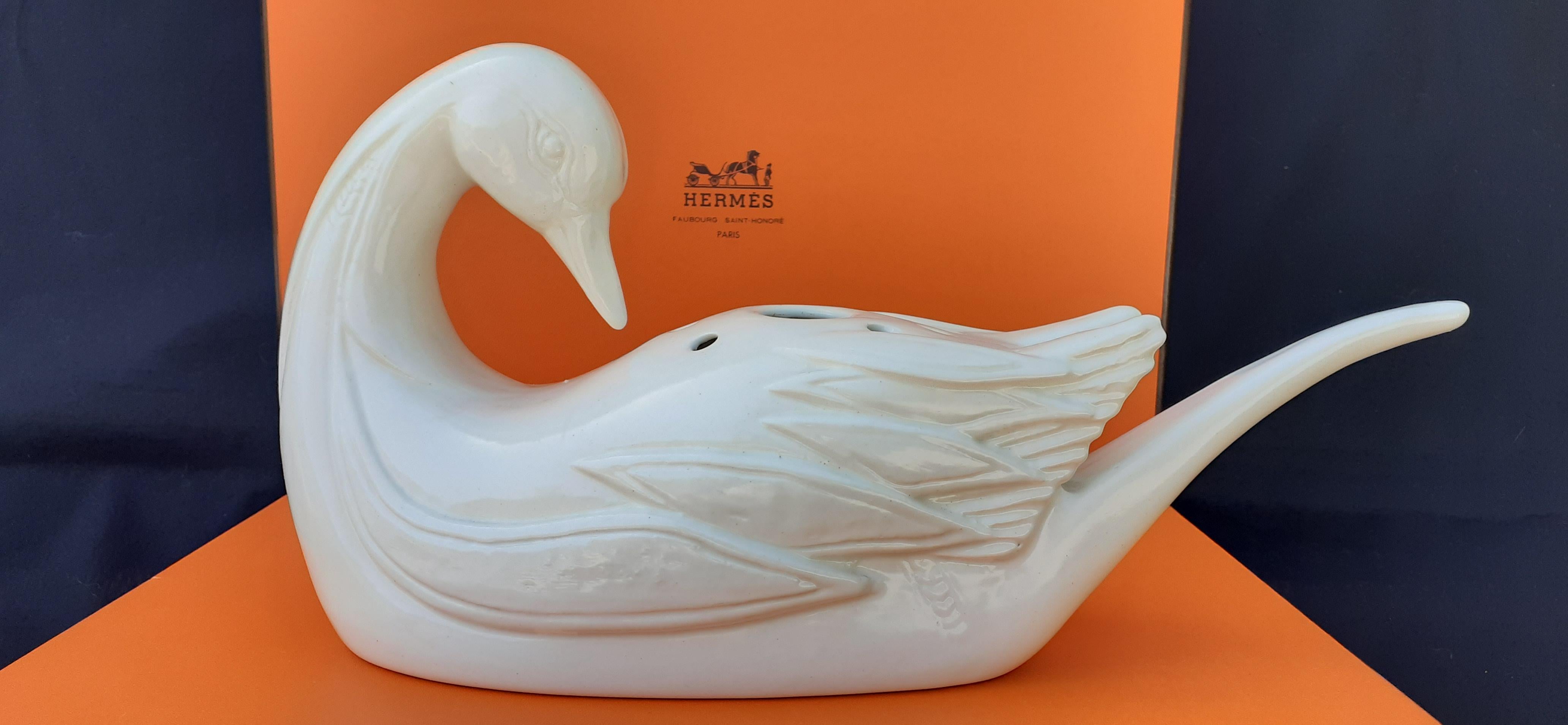 Women's or Men's Exceptional Hermès Centerpiece Vase Ceramic Duck From La Mare aux Canards RARE For Sale