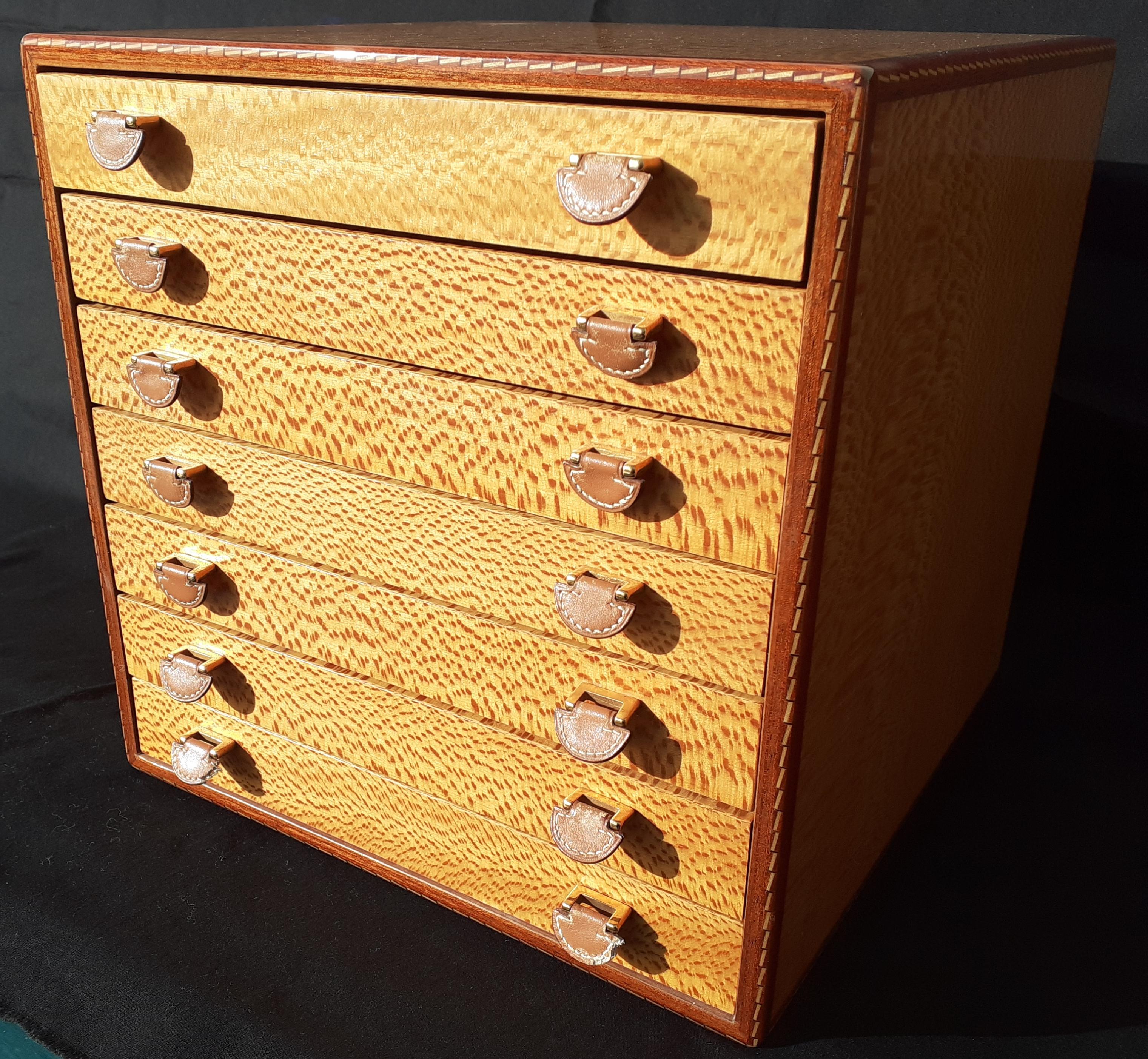 Exceptional Hermès Chest 7 Drawers to store Scarves or Jewelry Wood and Leather  6