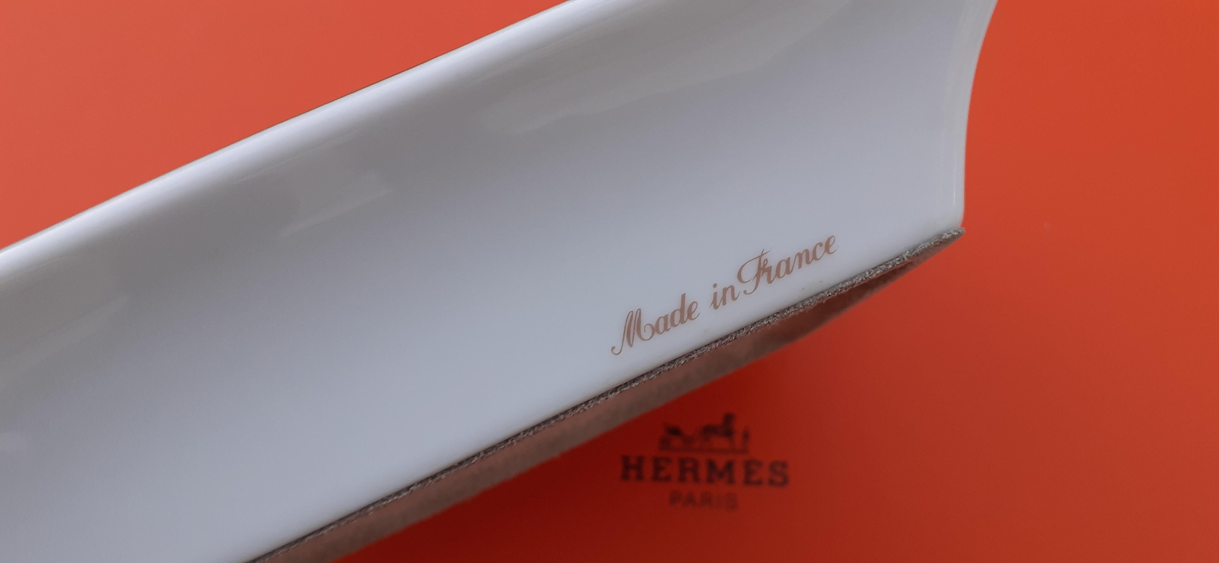 Außergewöhnliche Hermès Zigarre Aschenbecher ändern Tablett Cacao Cocoa in Porzellan im Angebot 14