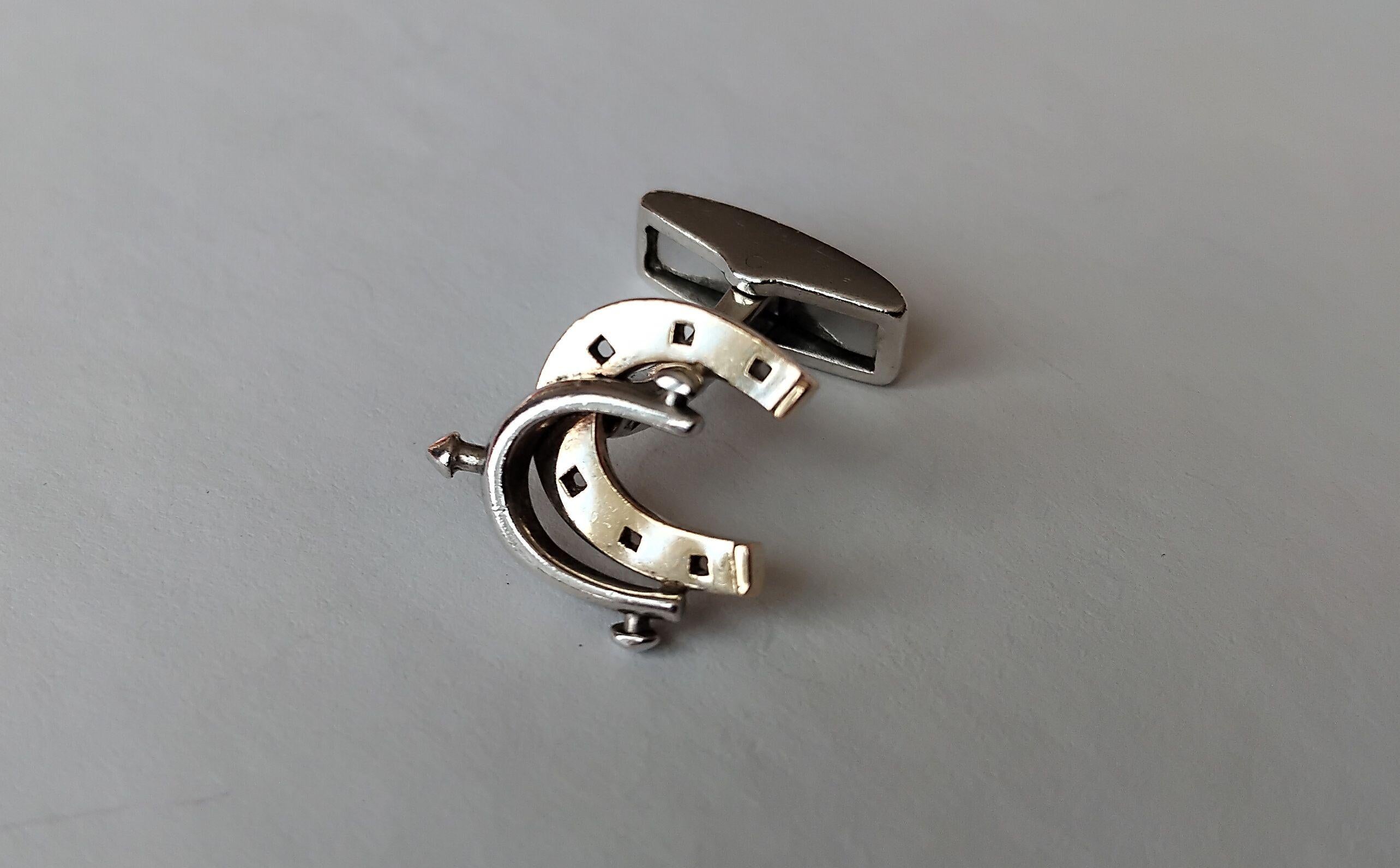 Exceptional Hermès Cufflinks Horseshoe and Spur Shaped Silver Vermeil Texas For Sale 8