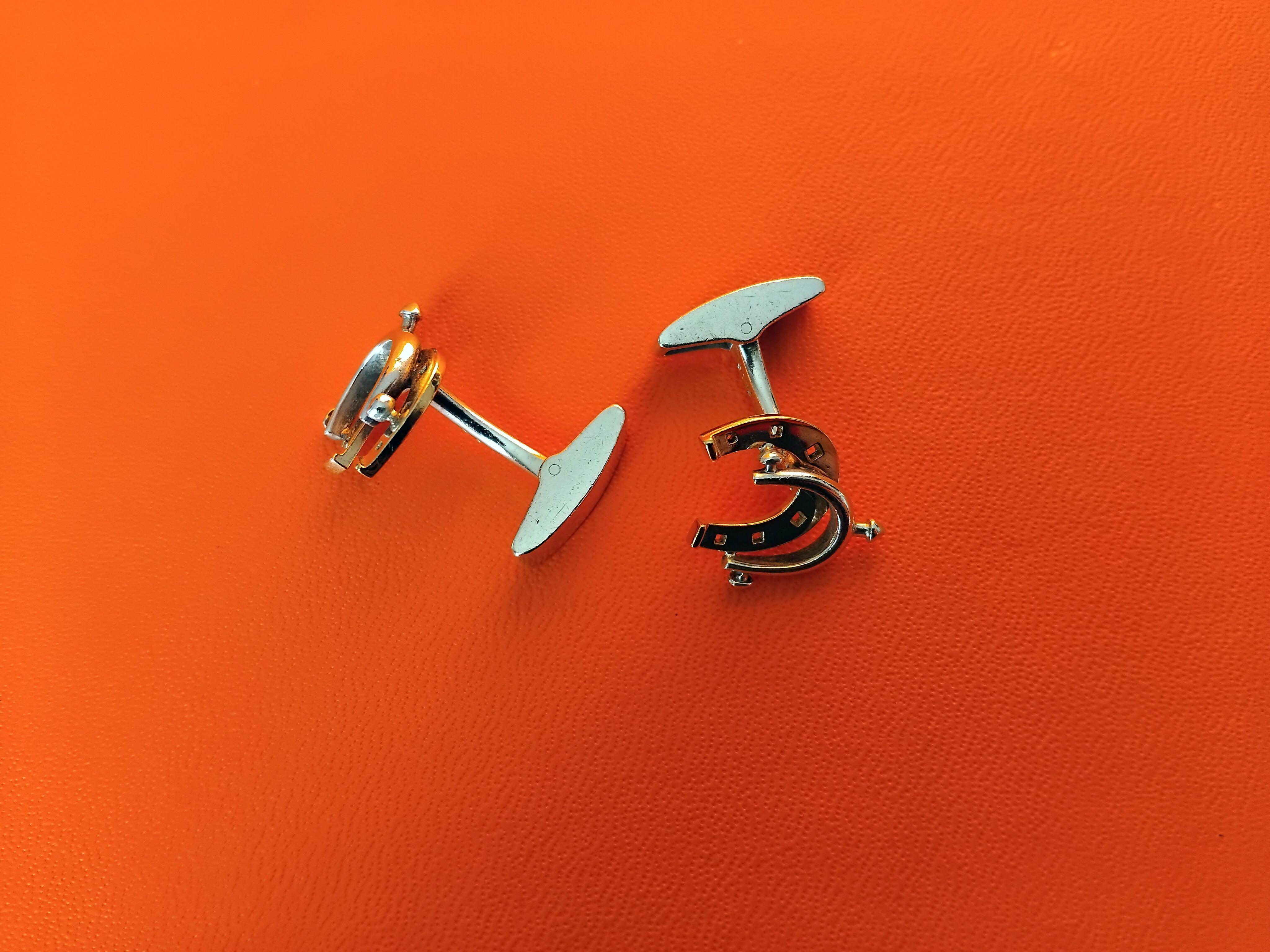 Exceptional Hermès Cufflinks Horseshoe and Spur Shaped Silver Vermeil Texas For Sale 5