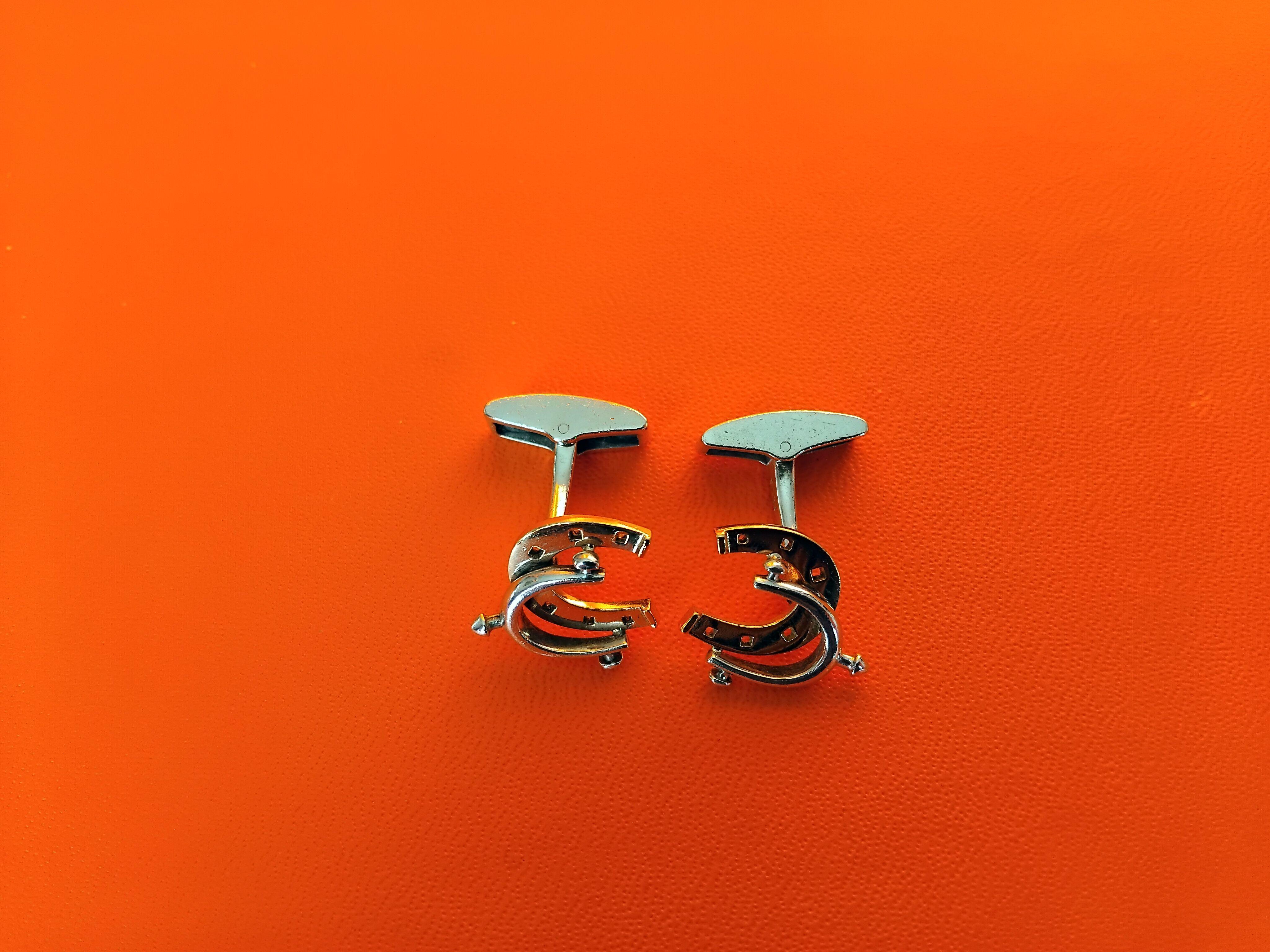 Exceptional Hermès Cufflinks Horseshoe and Spur Shaped Silver Vermeil Texas For Sale 6