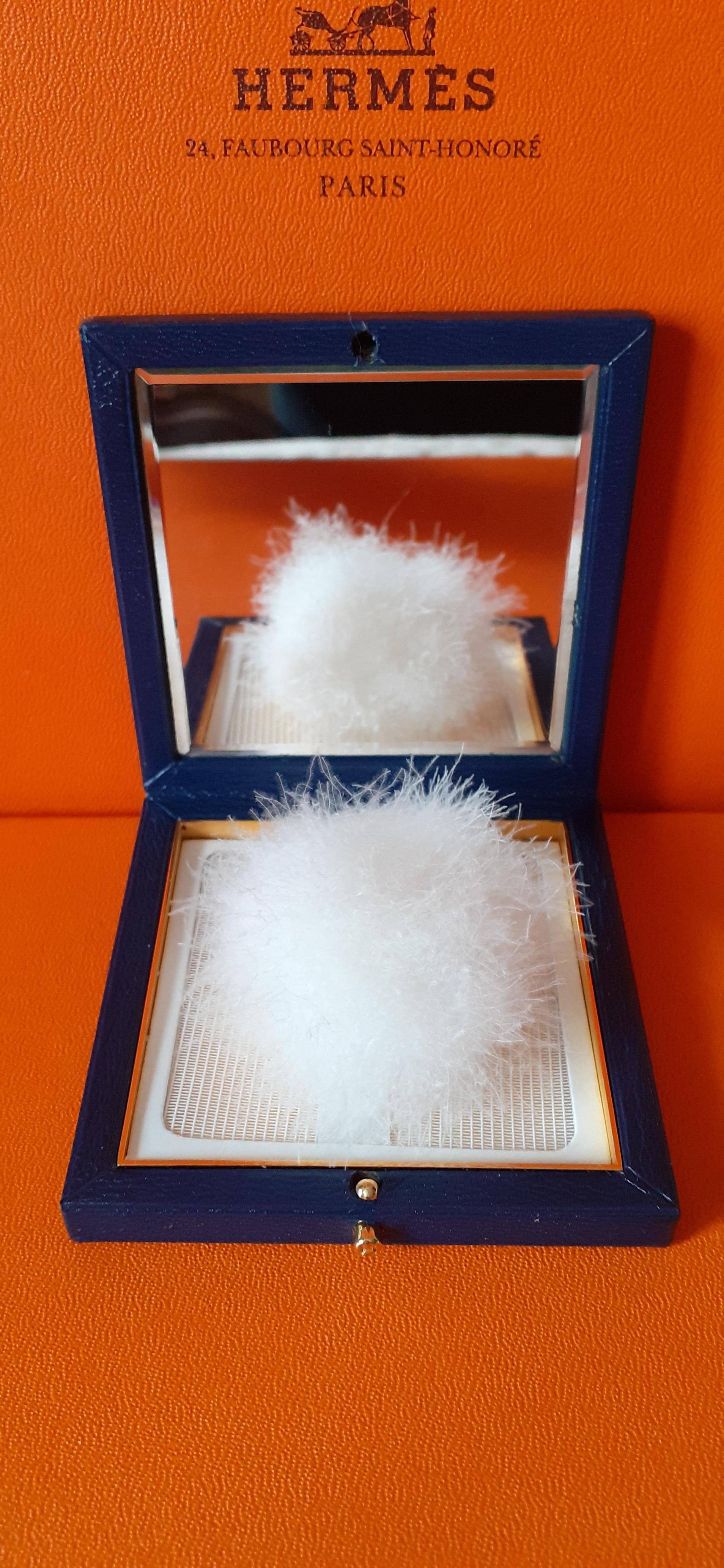 Exceptional Hermès Enamel and Leather Powder Compact Brise de Charme Fan For Sale 8