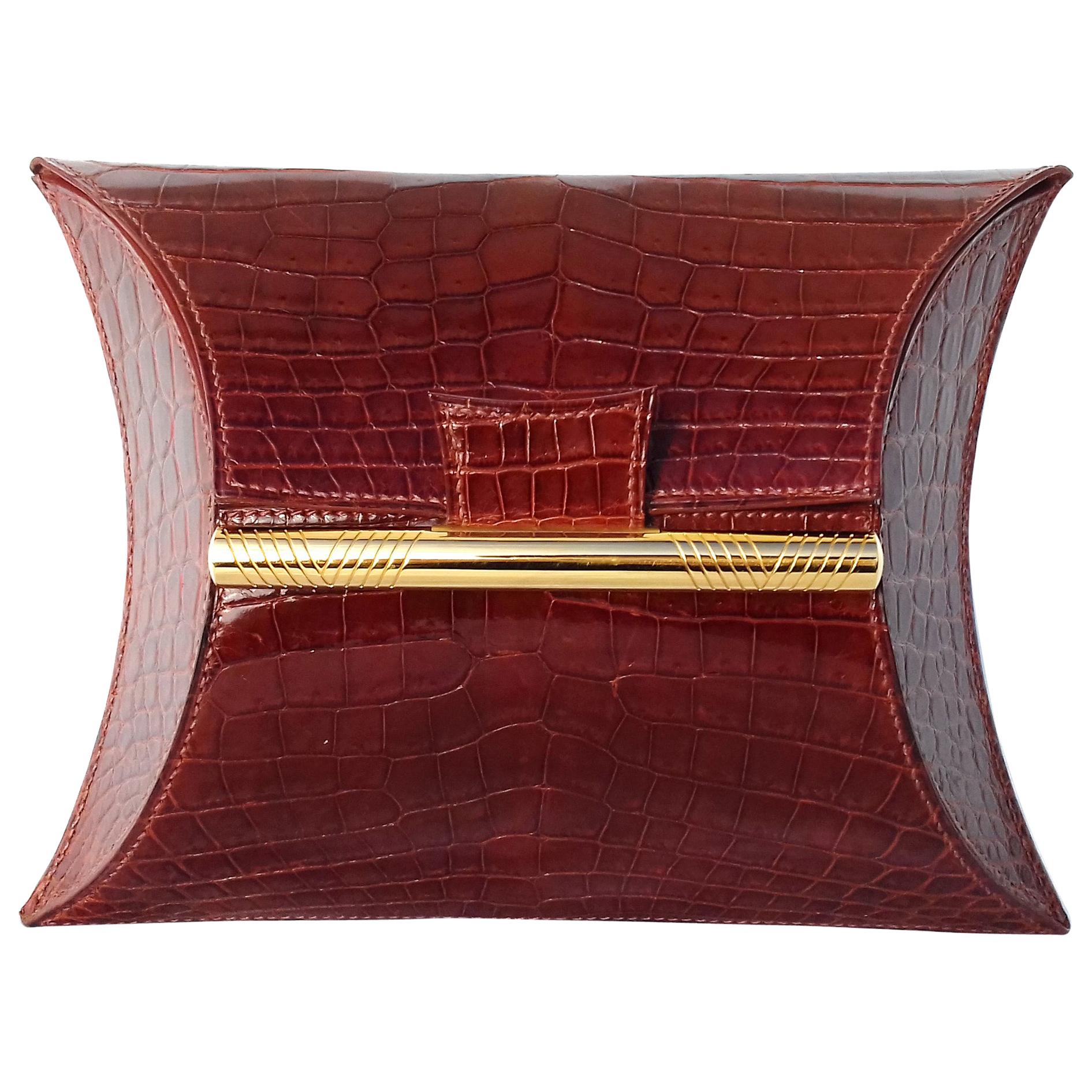 Exceptional Hermès Handbag Purse Clutch in Brown Crocodile Ghw Rare For Sale