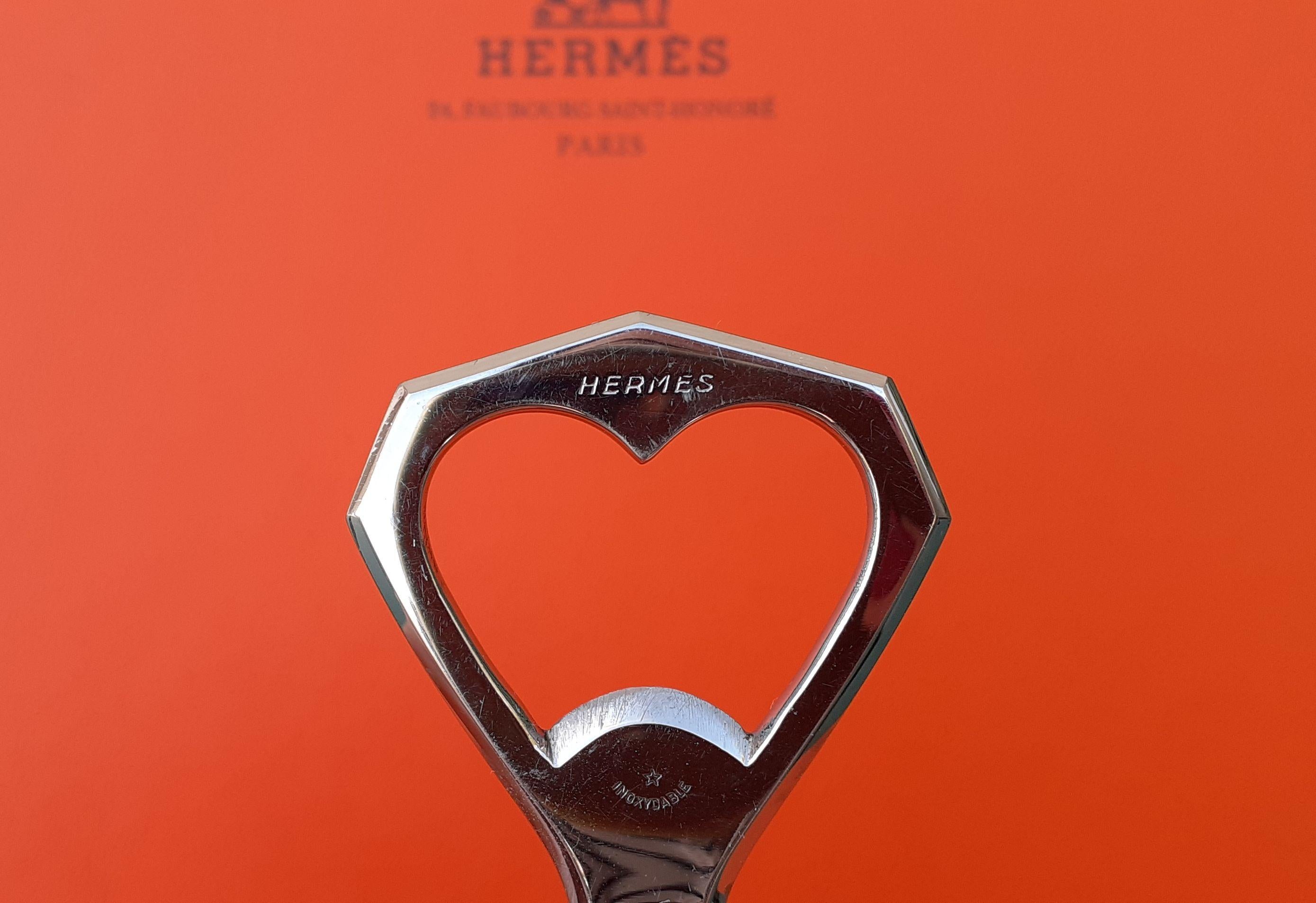 Ouvre-bouteille exceptionnel en forme de mors de cheval Hermès  Unisexe en vente
