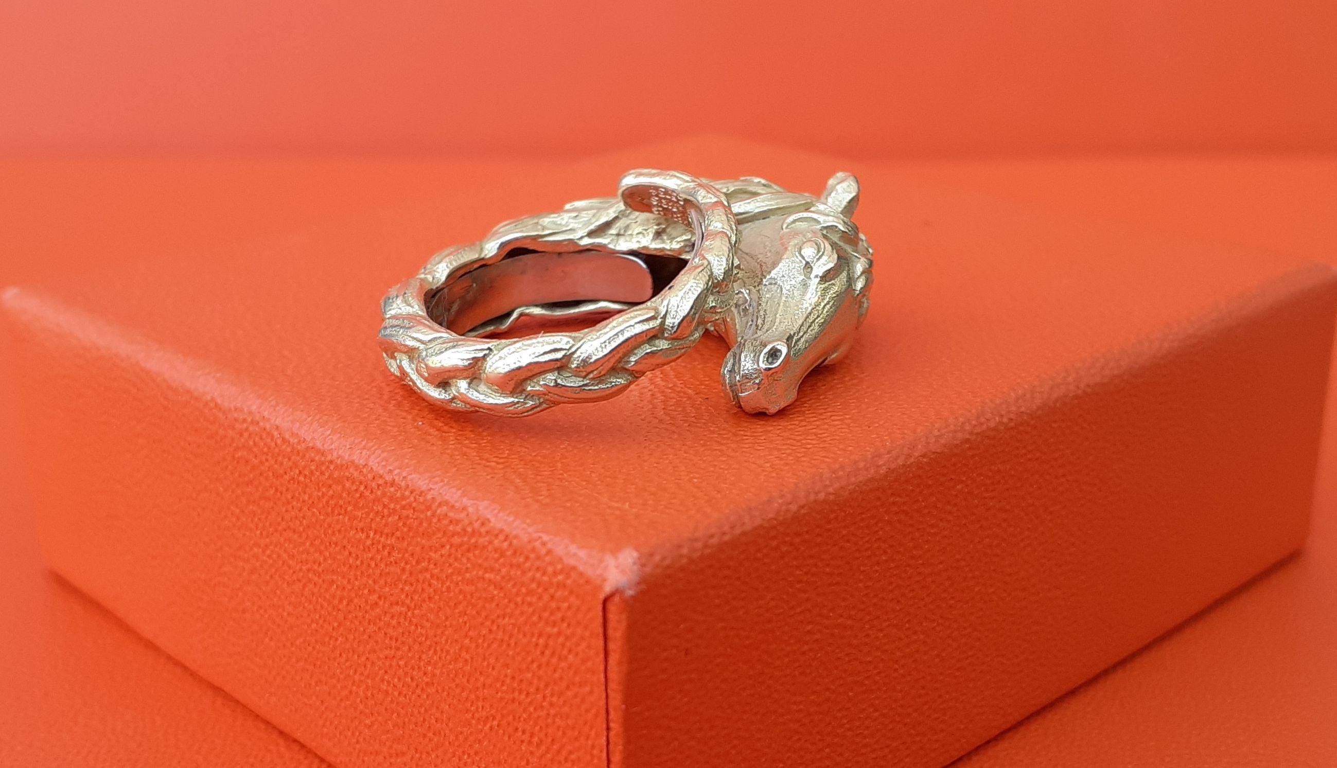 Außergewöhnliche Hermès Pferd Ring in Gelbgold 18K RARE im Angebot 4