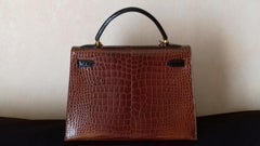Exceptional Hermès Kelly Bag Vintage Bicolore Etrusque and Black Crocodile 33 cm