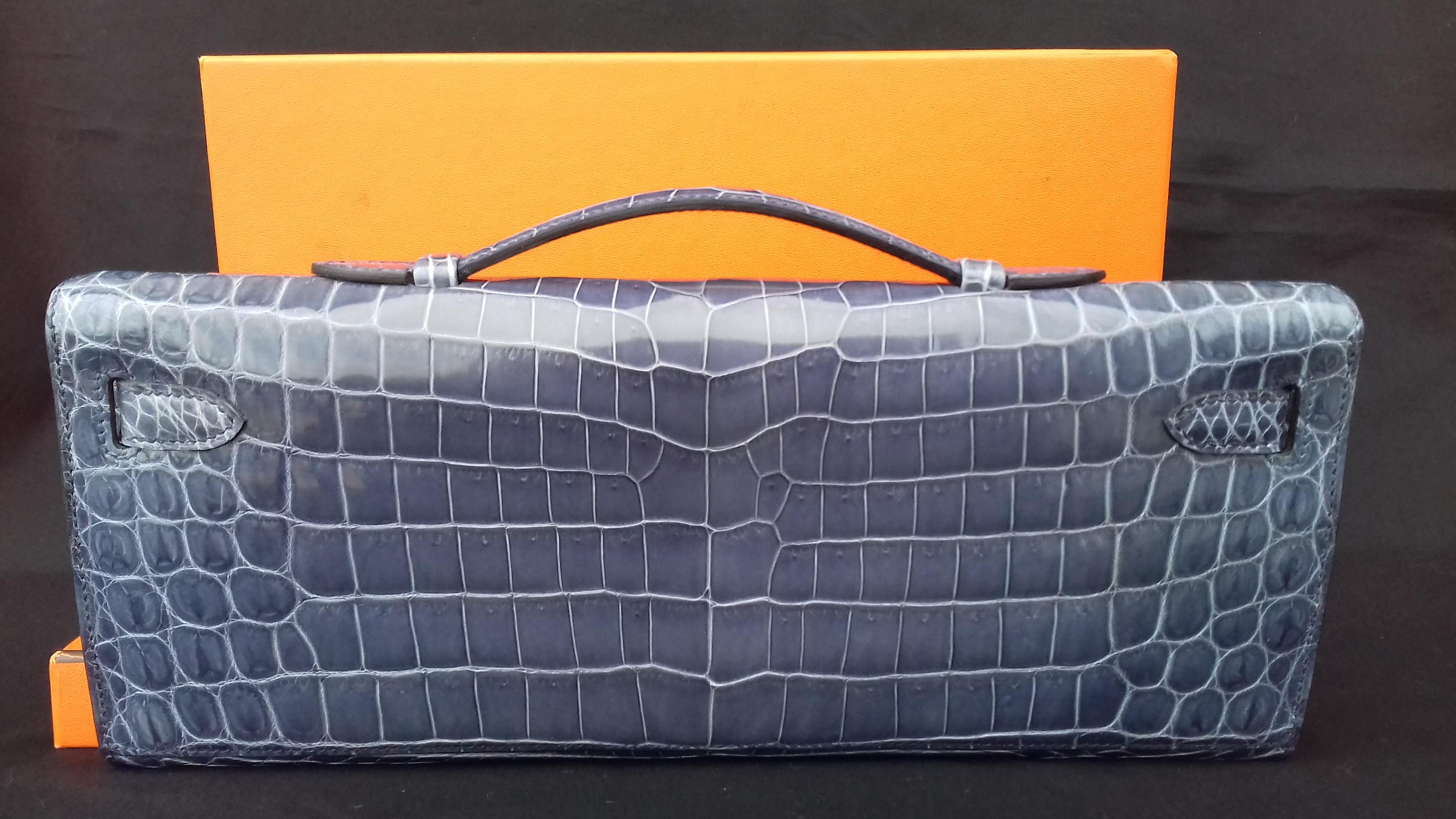 Exceptional Hermès Kelly Cut Pochette Clutch Crocodile Bleu Brighton Phw  5