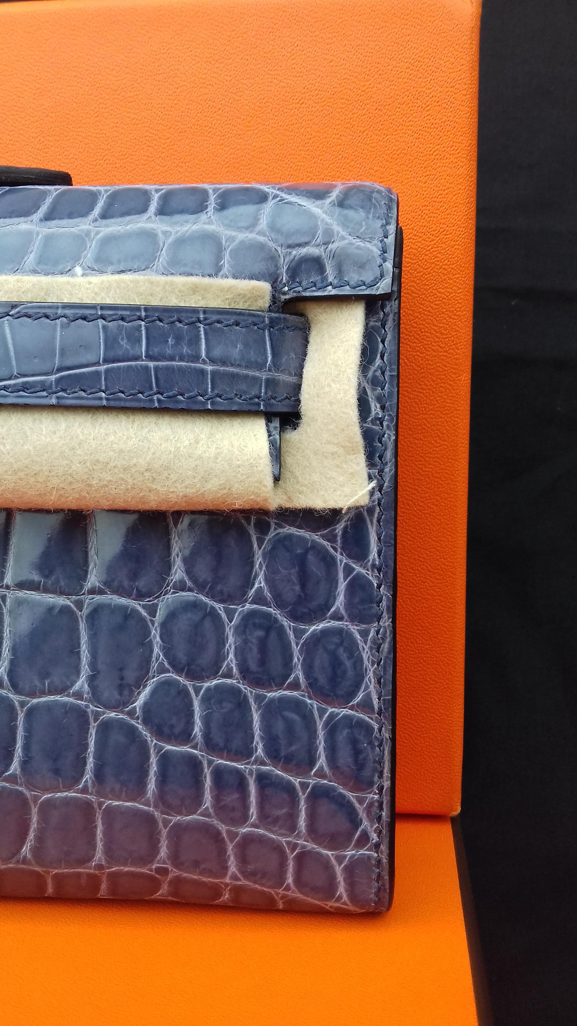 Women's Exceptional Hermès Kelly Cut Pochette Clutch Crocodile Bleu Brighton Phw