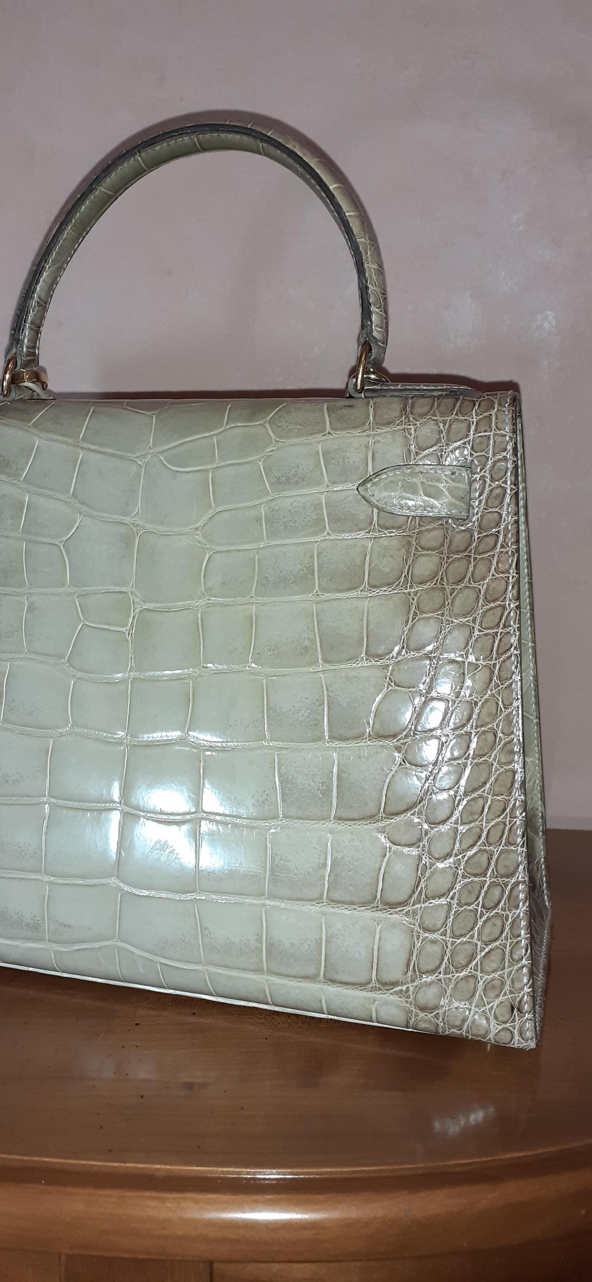 Exceptional Hermès Kelly Sellier Bag Shiny Vert Celadon Natura Alligator Ghw 28 1
