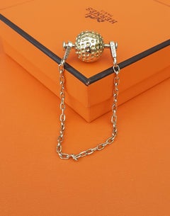 Exceptional Hermès Key Holder Keychain Golf Ball Shape in Yellow Gold RARE