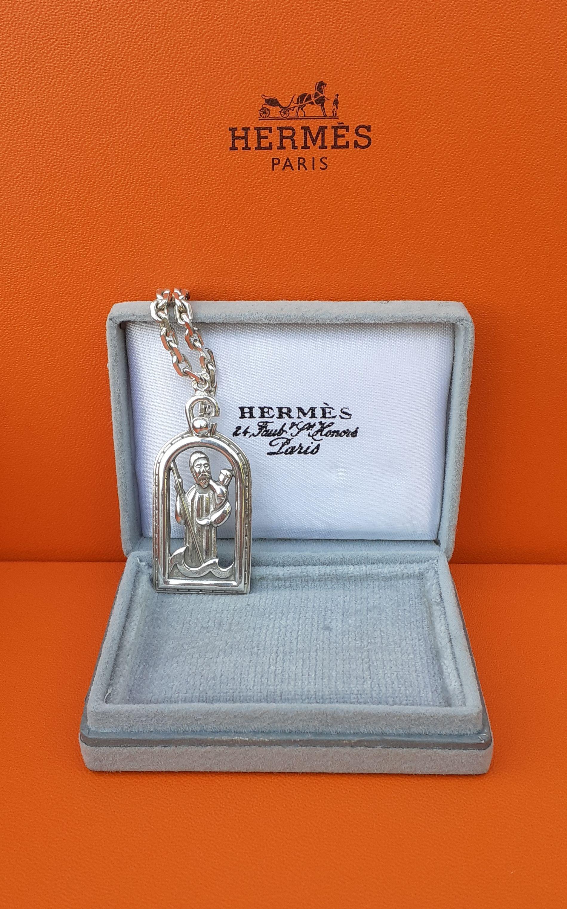 Exceptionnel Hermès Keychain Saint Christopher Patron of Travelers Silver en vente 7