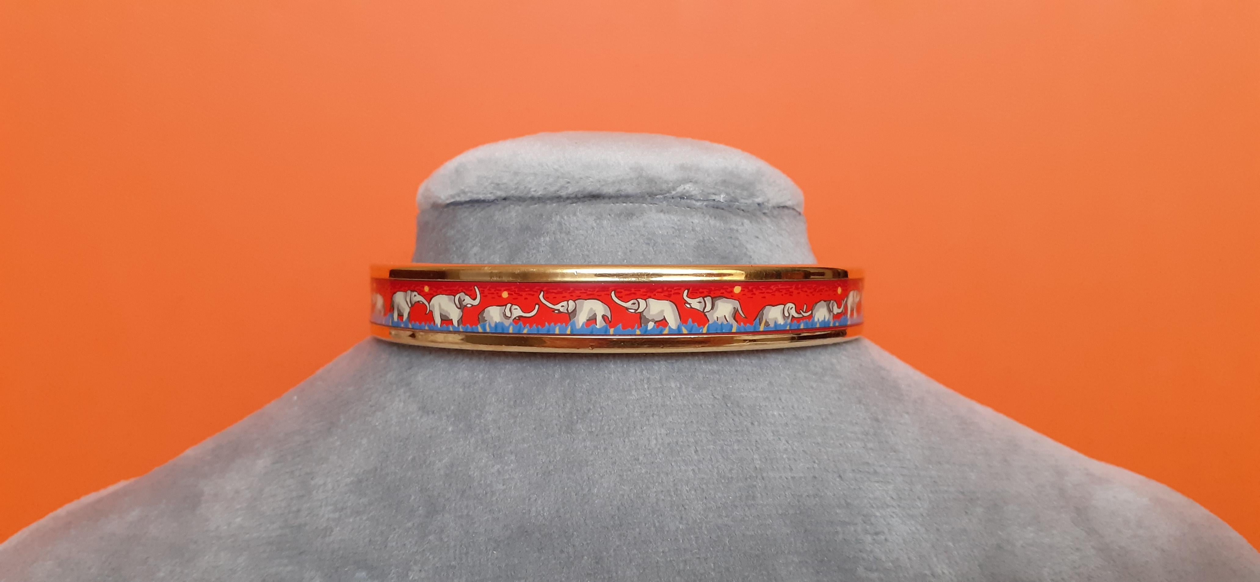 Exceptional Hermès Matching Set Bracelet Earrings Elephants Grazing Red Ghw 65 3