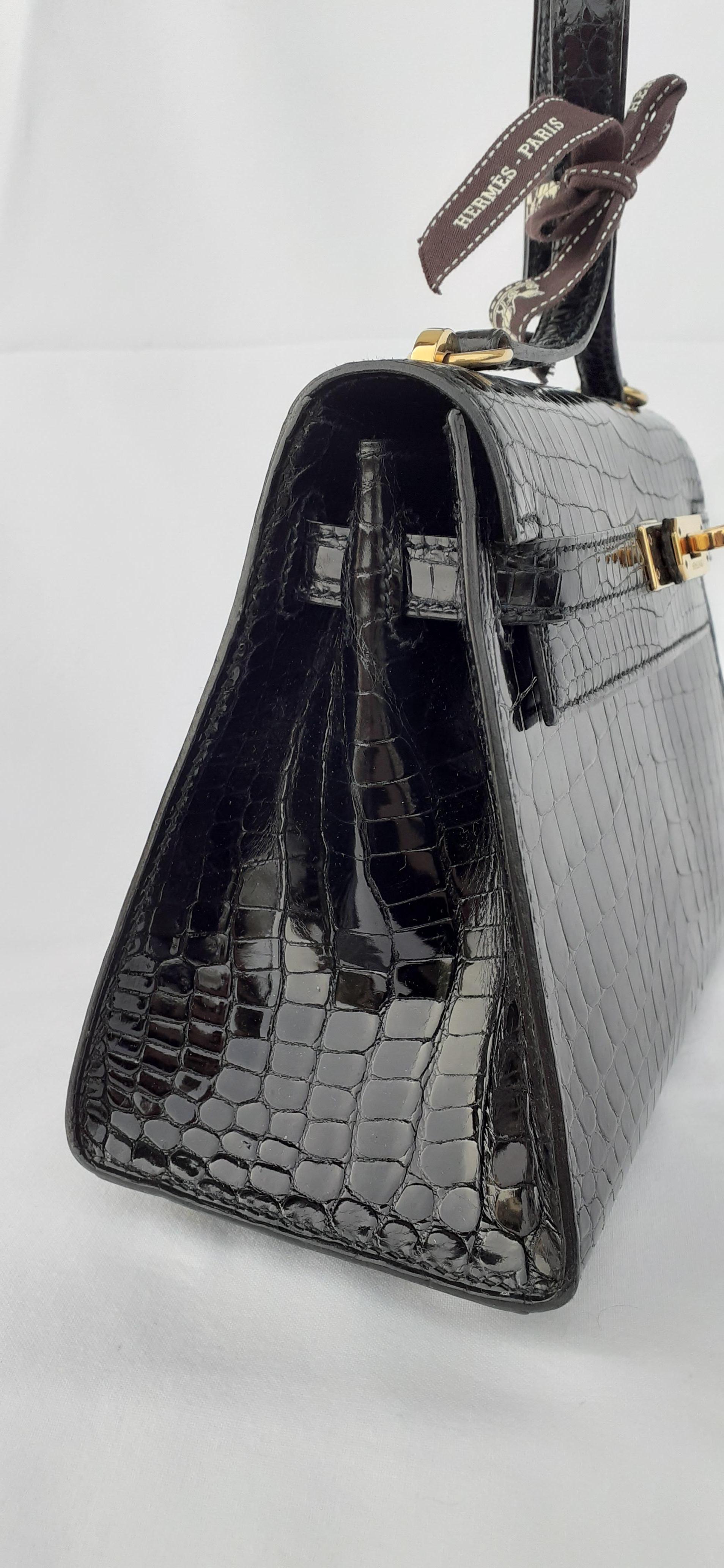 Exceptional Hermès Mini Kelly  Bag 20 cm Shiny Black Porosus Crocodile Ghw 5