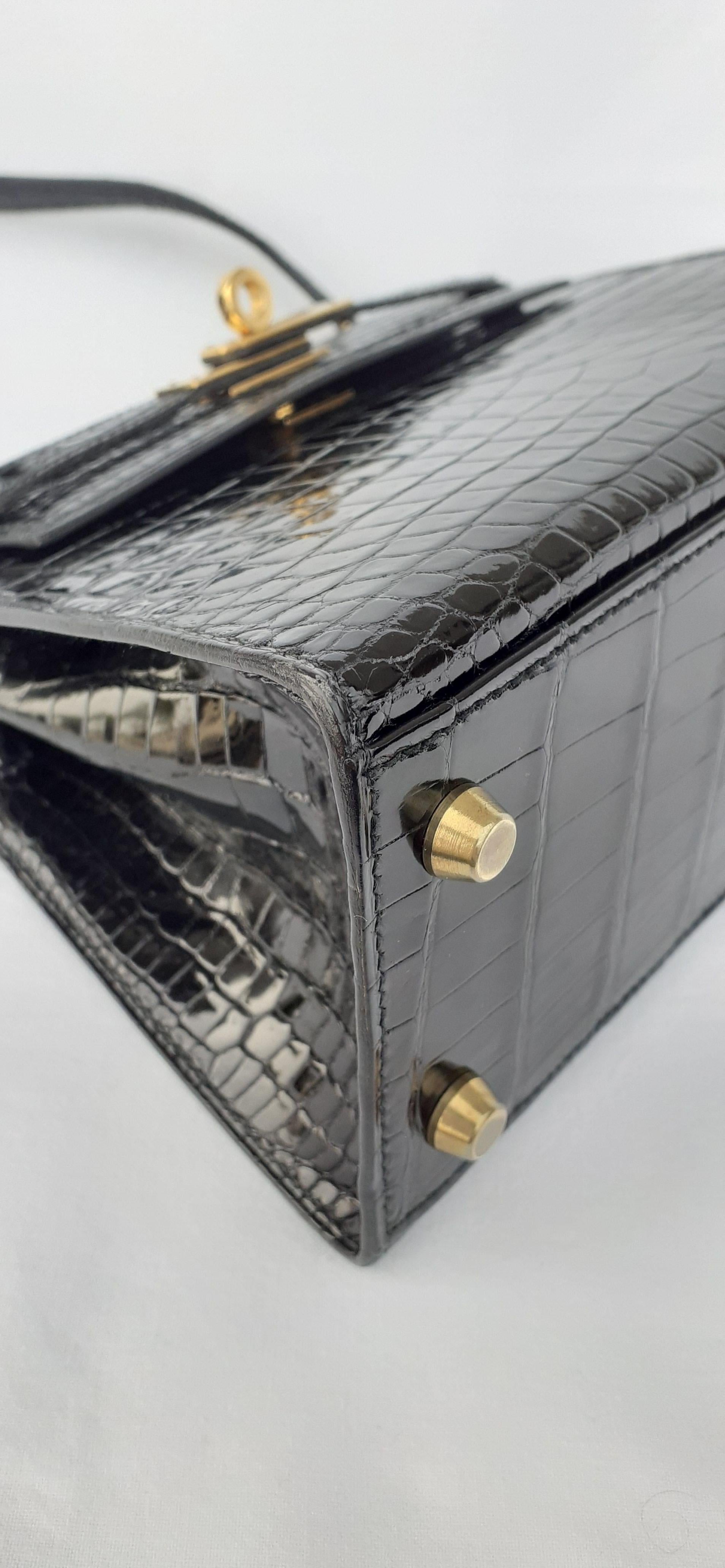 Exceptional Hermès Mini Kelly  Bag 20 cm Shiny Black Porosus Crocodile Ghw  8