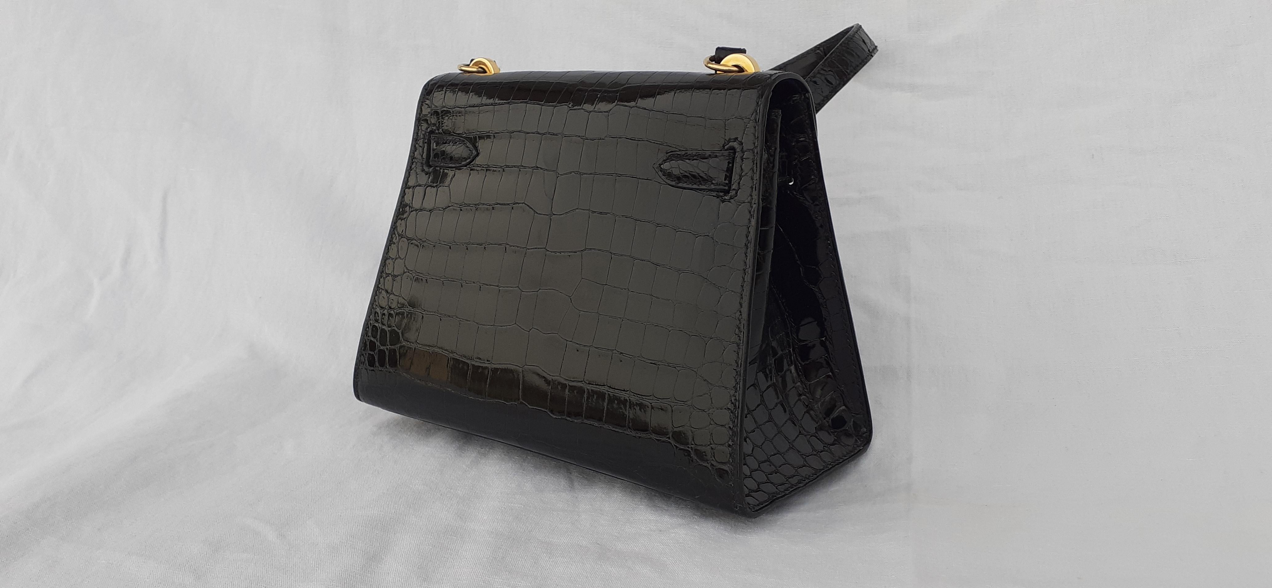Exceptional Hermès Mini Kelly  Bag 20 cm Shiny Black Porosus Crocodile Ghw 1