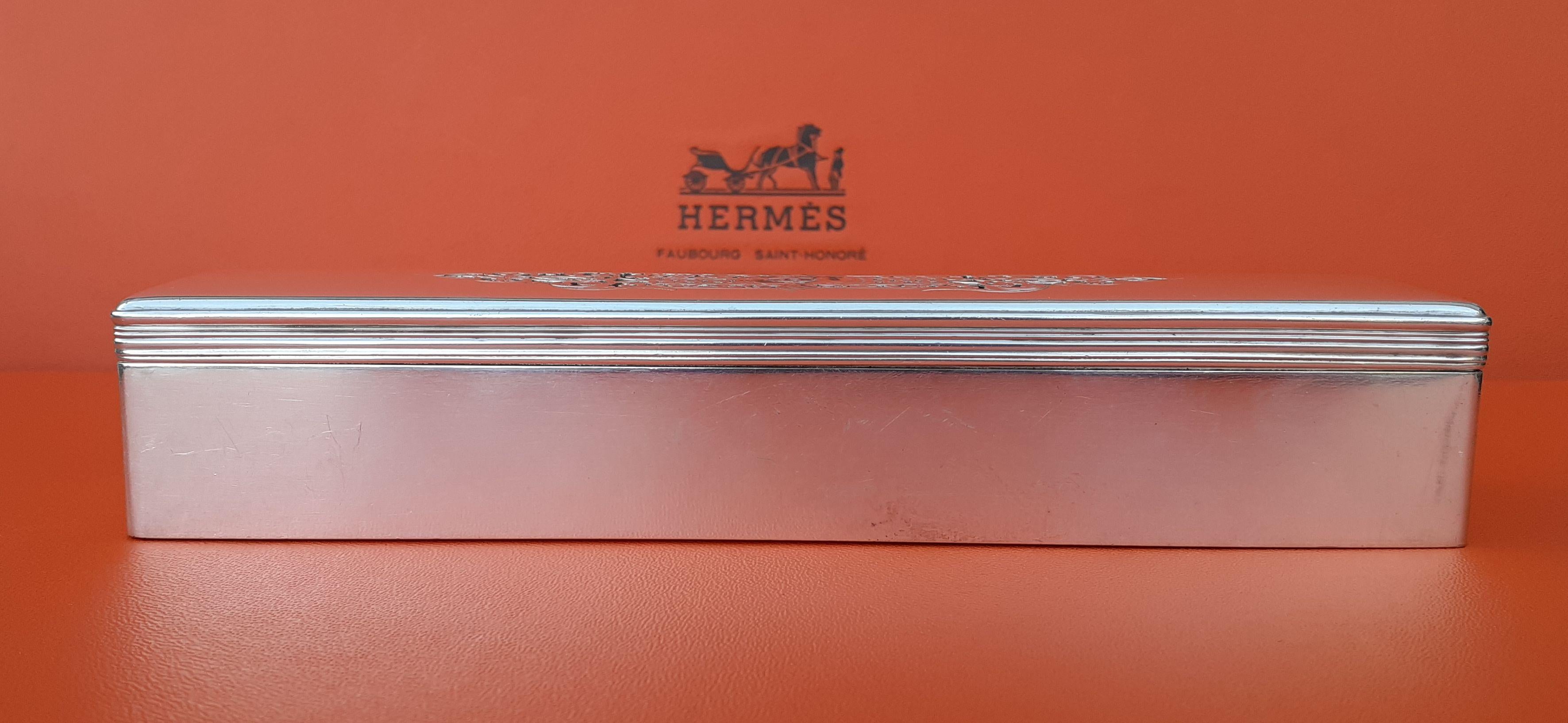 Exceptional Hermès Openwork Chiselled Silver Box Case RARE For Sale 3