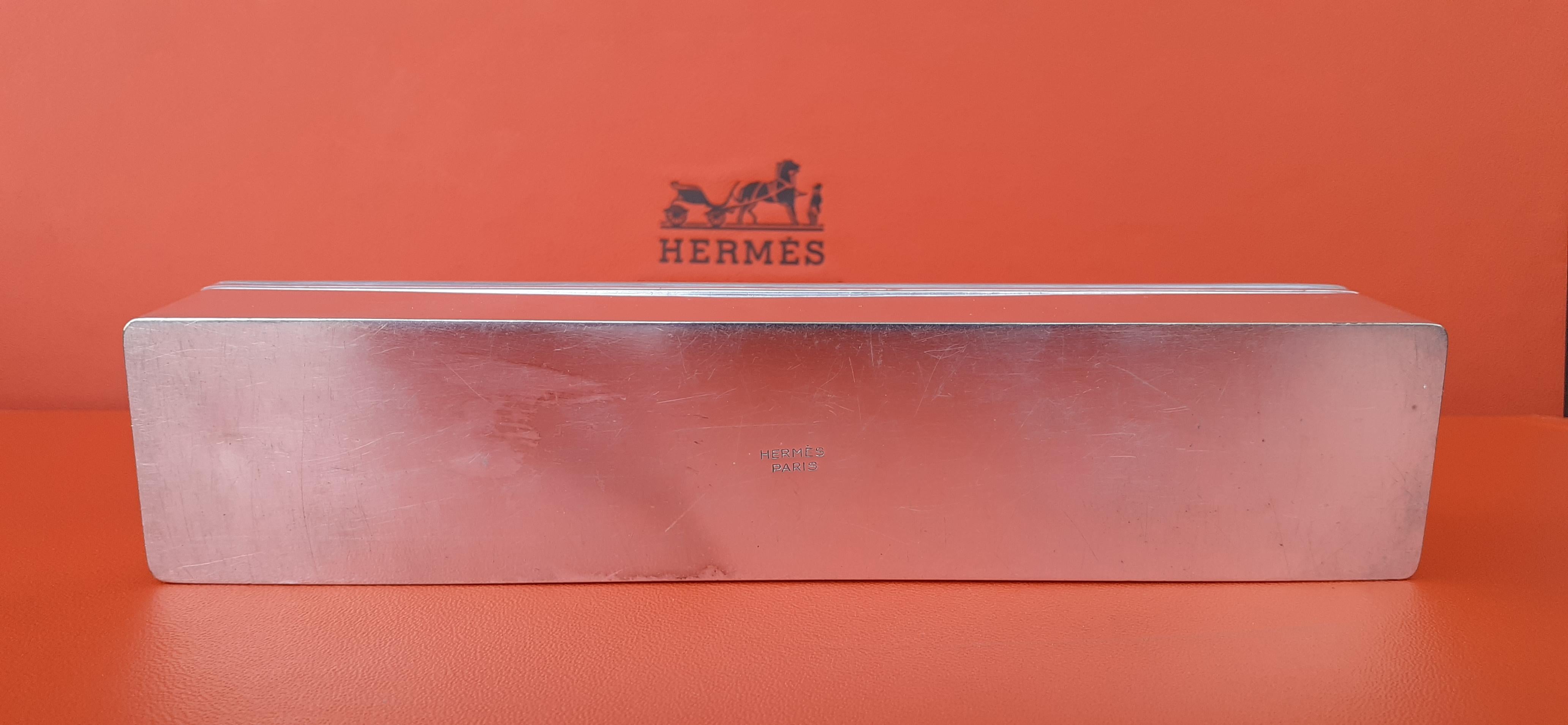 Exceptional Hermès Openwork Chiselled Silver Box Case RARE For Sale 4