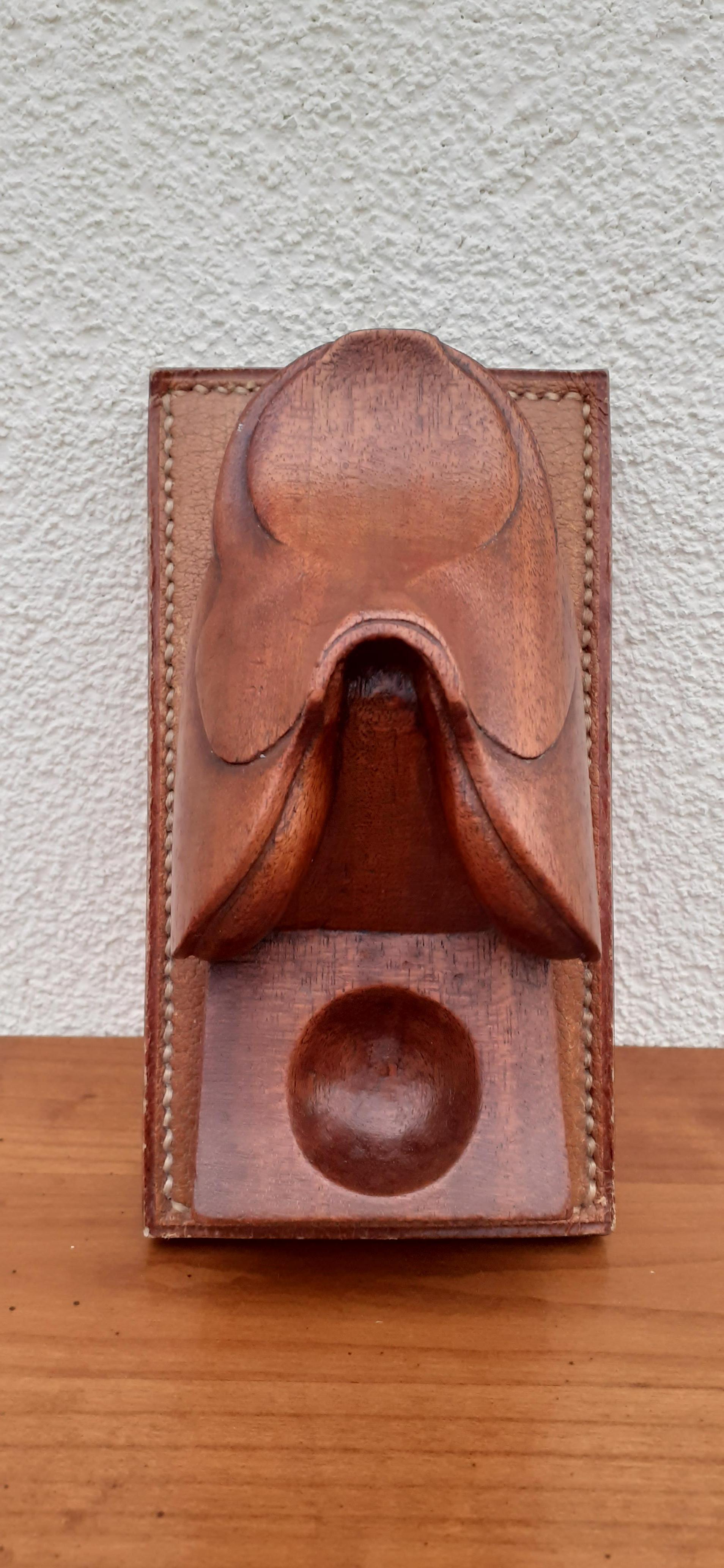 Außergewöhnliche Hermès Pfeifenhalter oder Briefbeschwerer Pferd Sattel geformt Rodeo Texas im Angebot 2