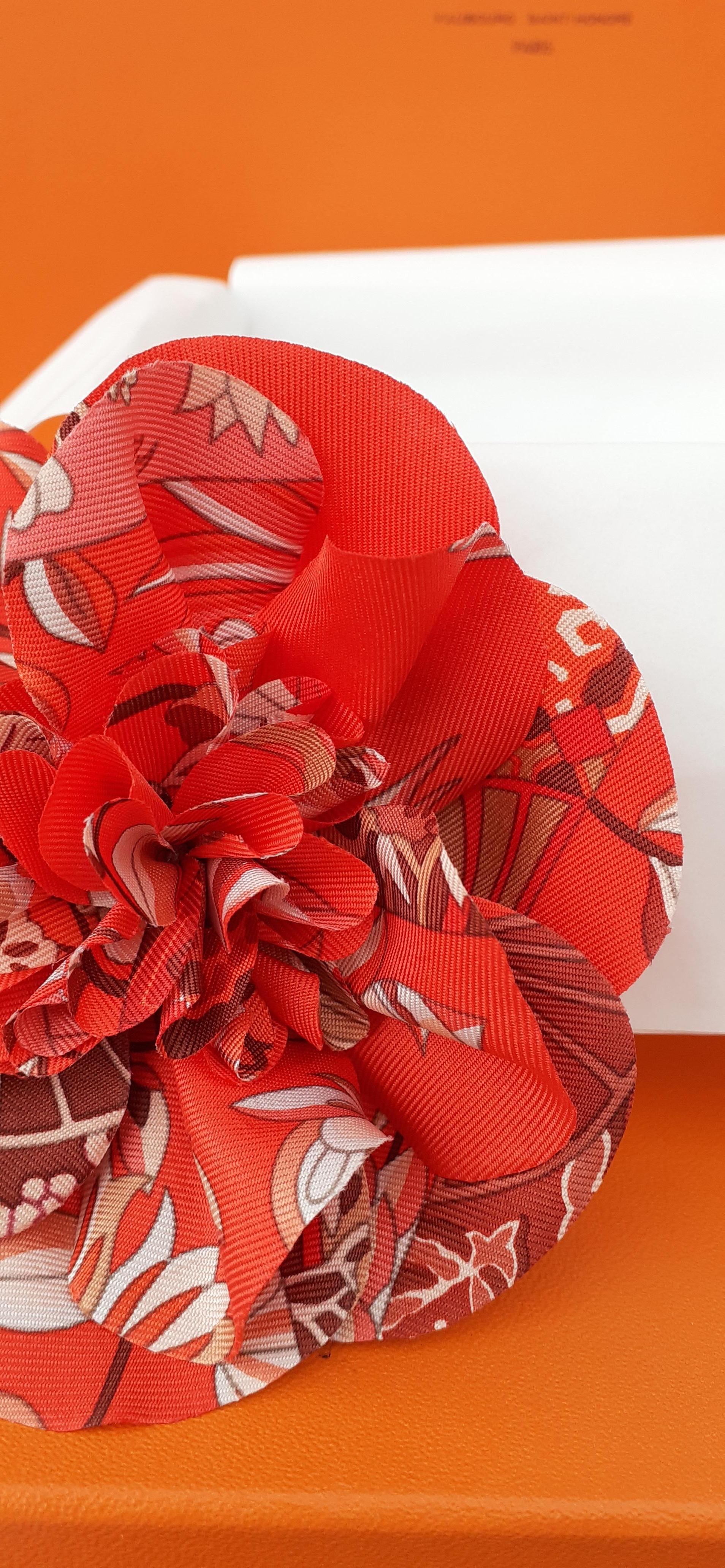 Exceptional Hermès Rare Silk Scarf Brooch Charm La Fleur Red 1