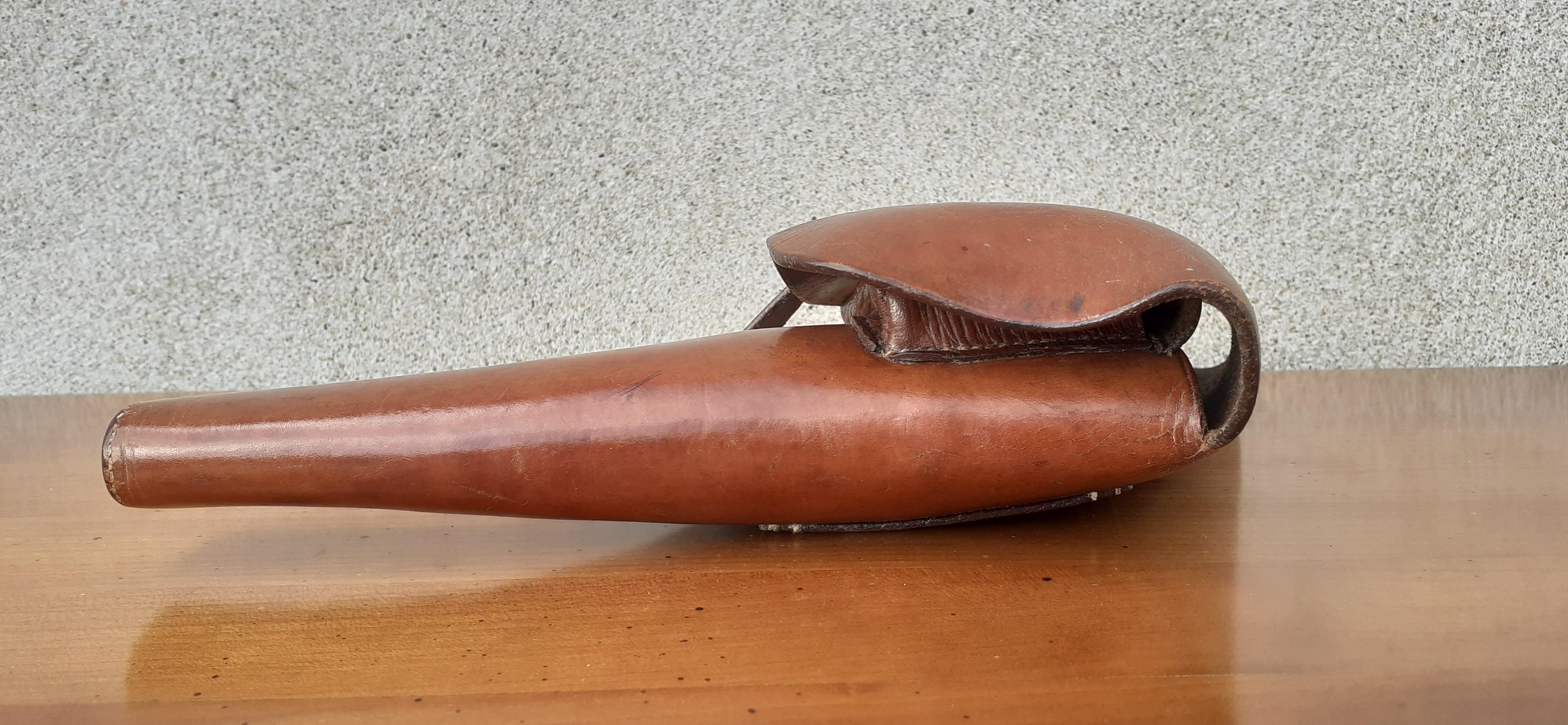 Außergewöhnliche Hermès Revolver Holster in Leder hohe Qualität RARE (Braun)