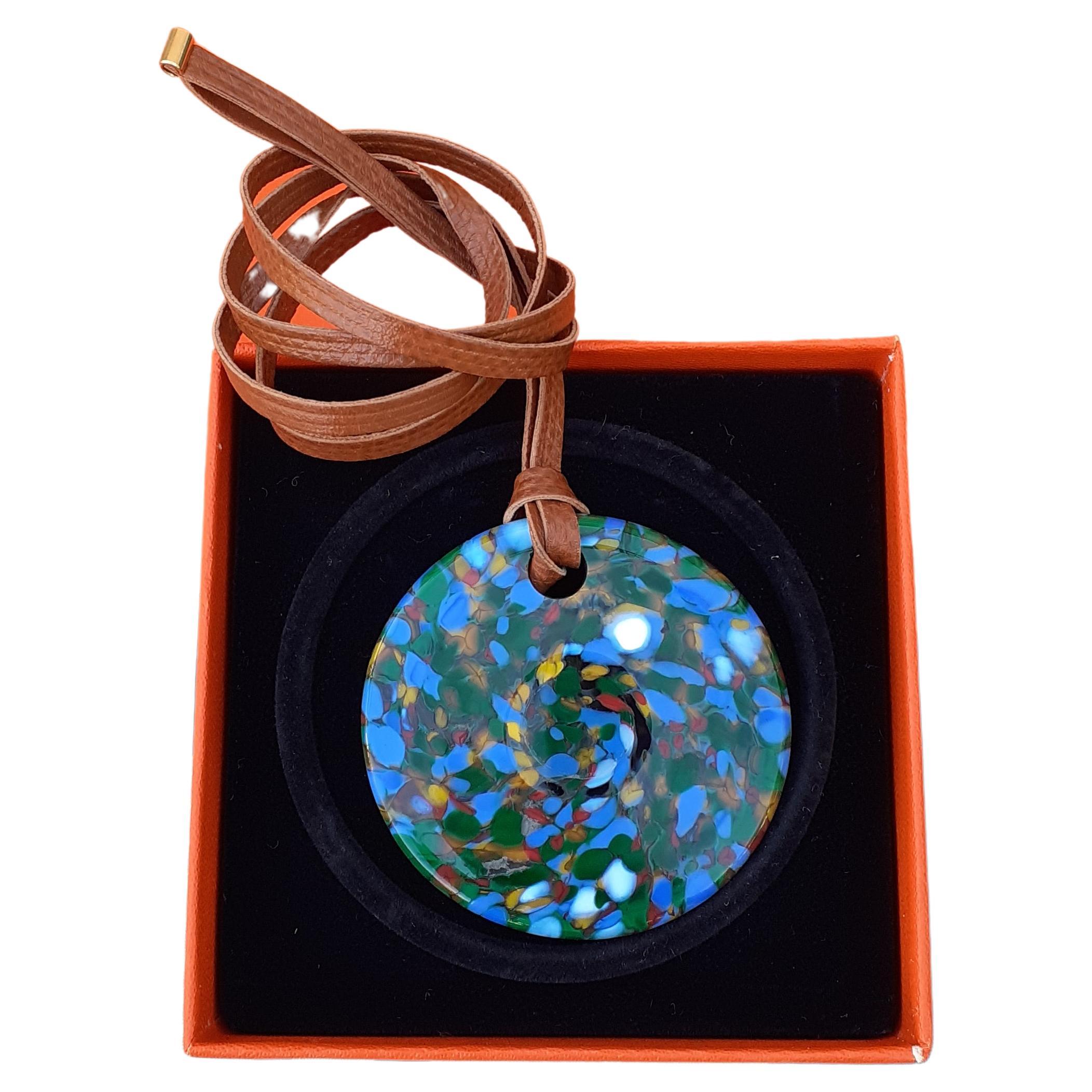 Eccezionale collana con ciondolo di cristallo Hermès Saint Louis Carriage in vendita