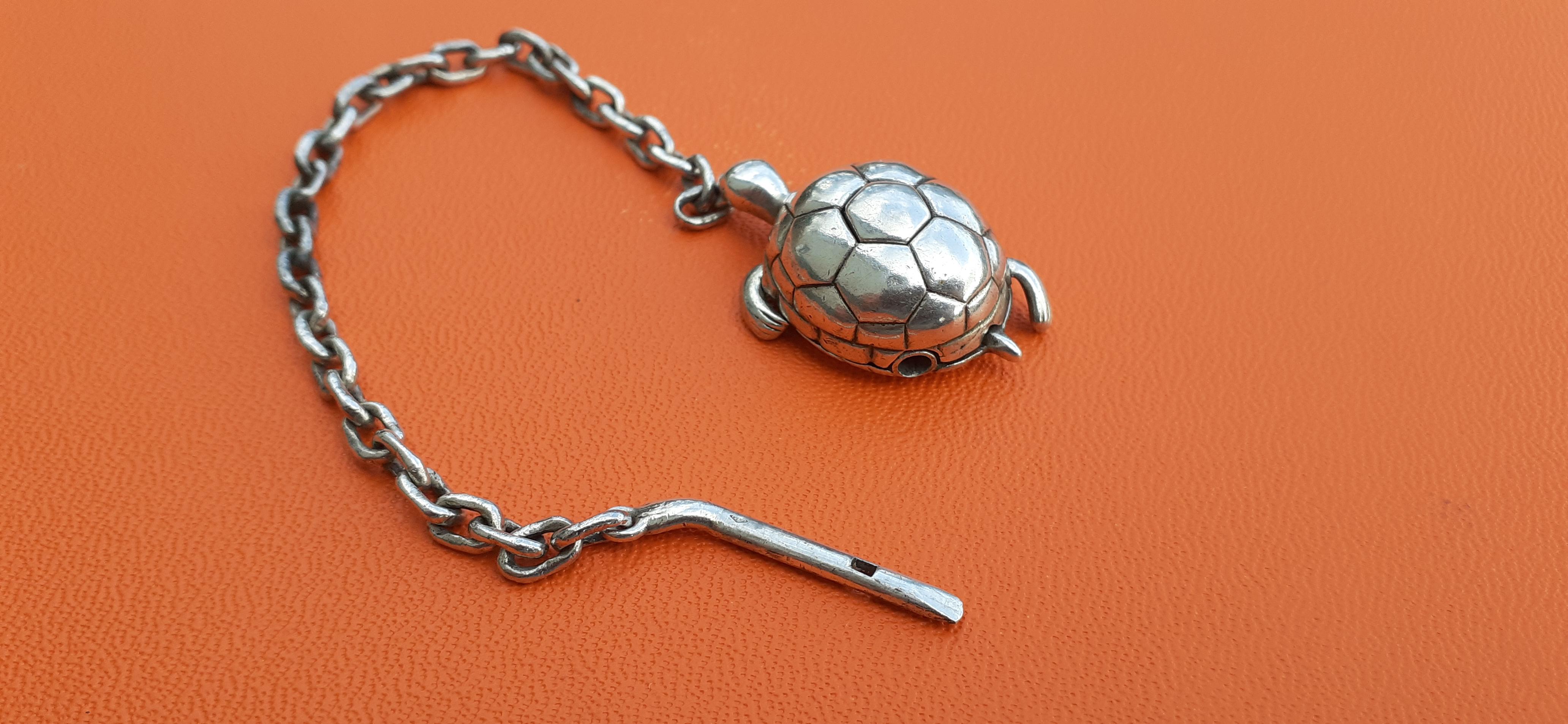 Exceptional Hermès Secret Mechansim Turtle Key Ring or Charm in Silver  For Sale 7