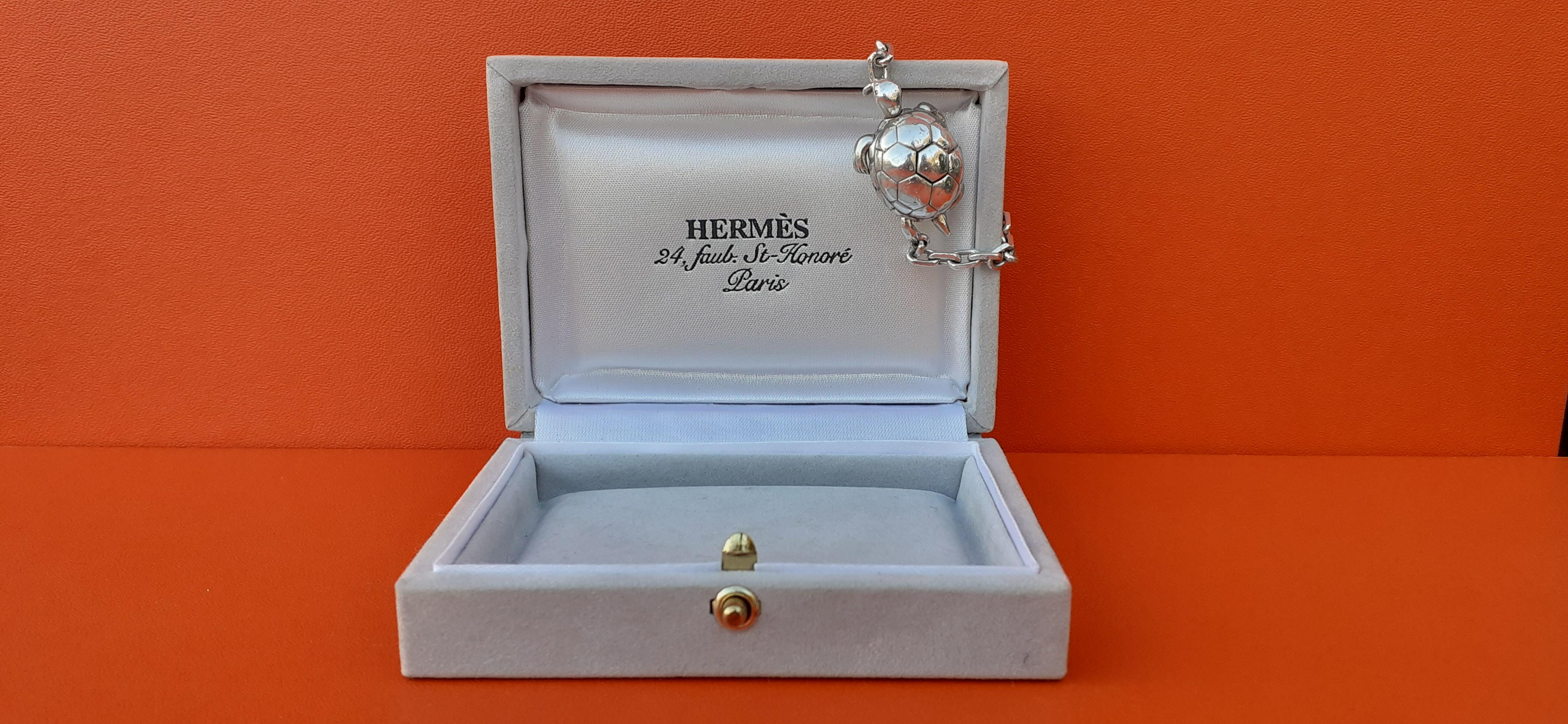 Exceptional Hermès Secret Mechansim Turtle Key Ring or Charm in Silver 9