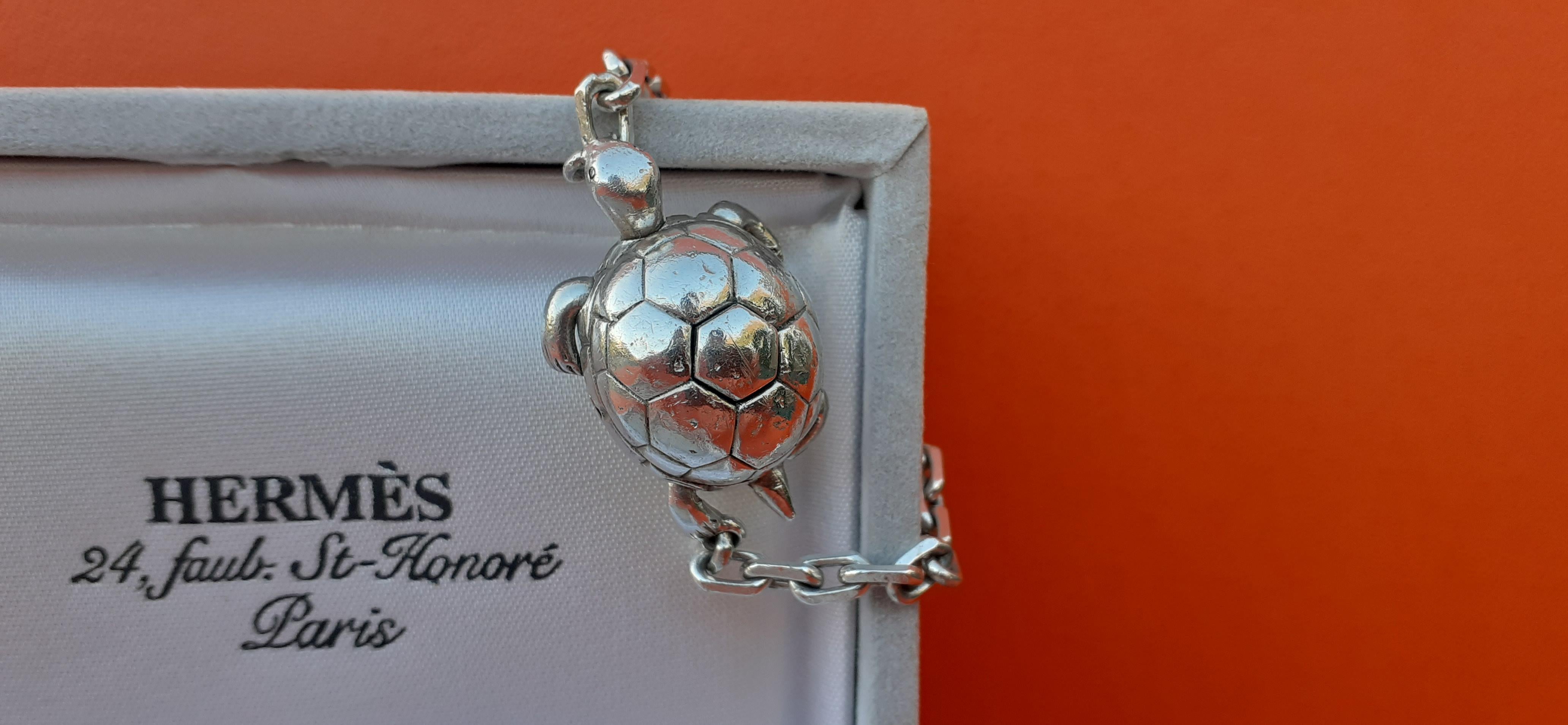 Exceptional Hermès Secret Mechansim Turtle Key Ring or Charm in Silver  11