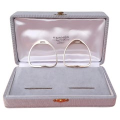 Exceptional Hermès Set of 2 Napkin Rings Stirrups Shaped in Silver-Gilt Texas