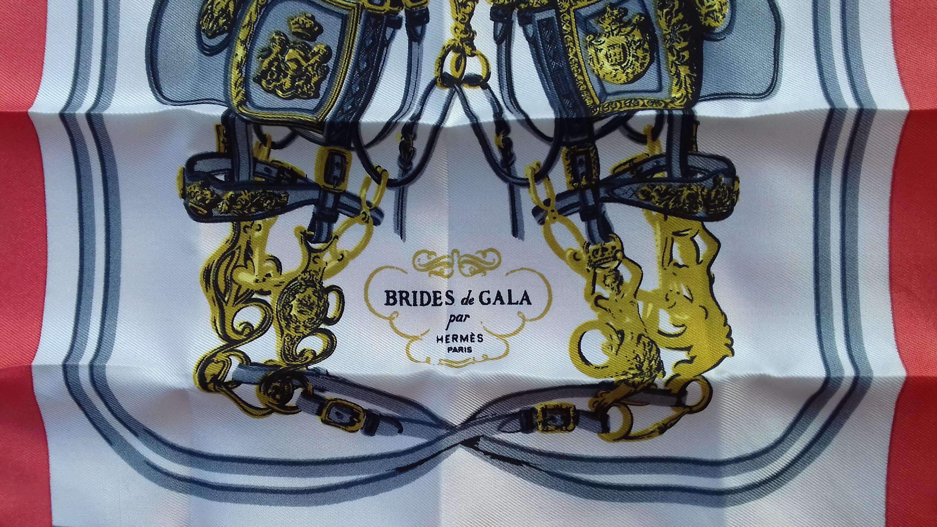 Hermès - Exceptionnelle petite écharpe Ever Brides de Gala Bleuette Doll 20 cm  Unisexe en vente