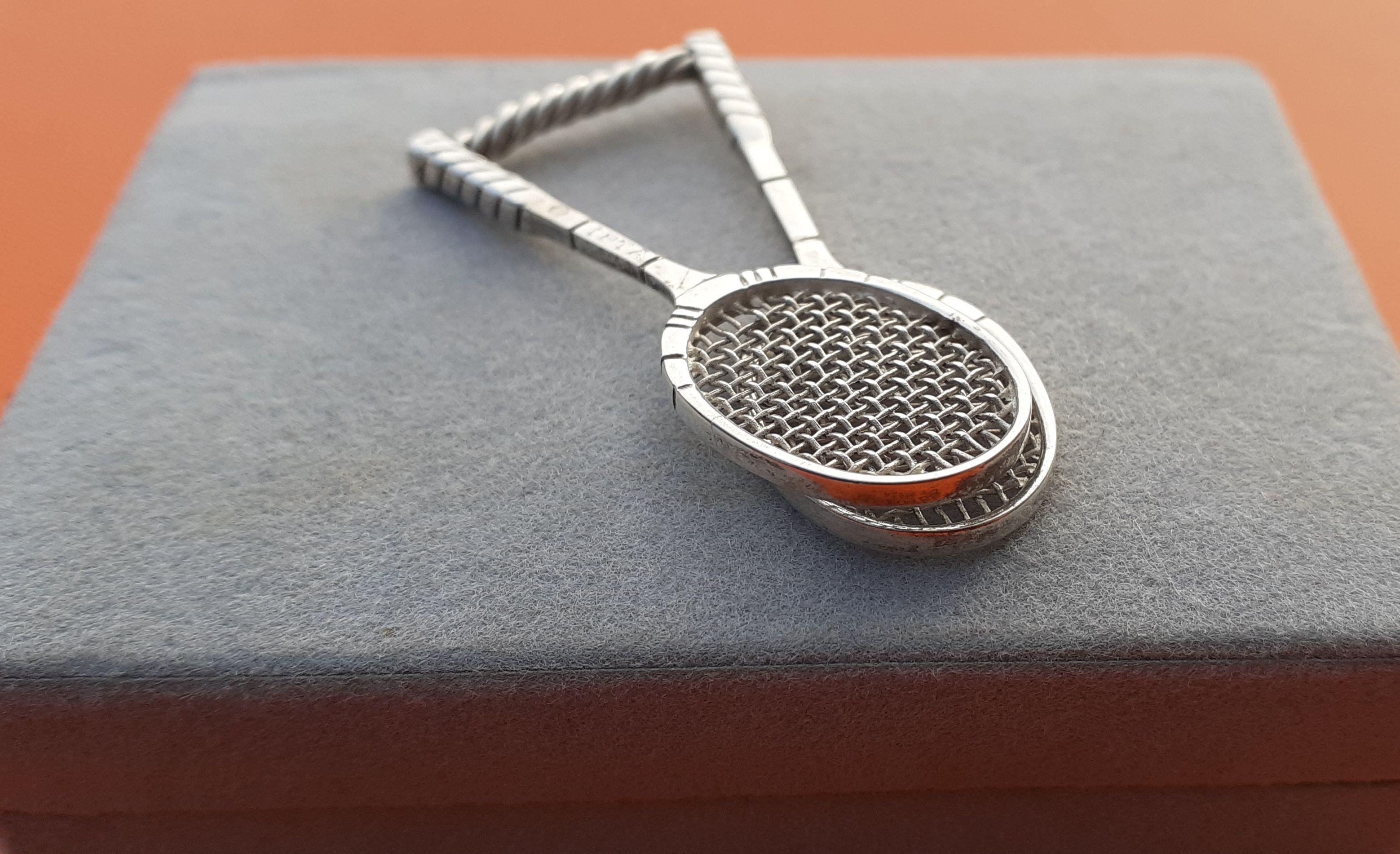 Exceptional Hermès Tie Clip for IPTA Tennis Rackets Shaped in Silver For Sale 7