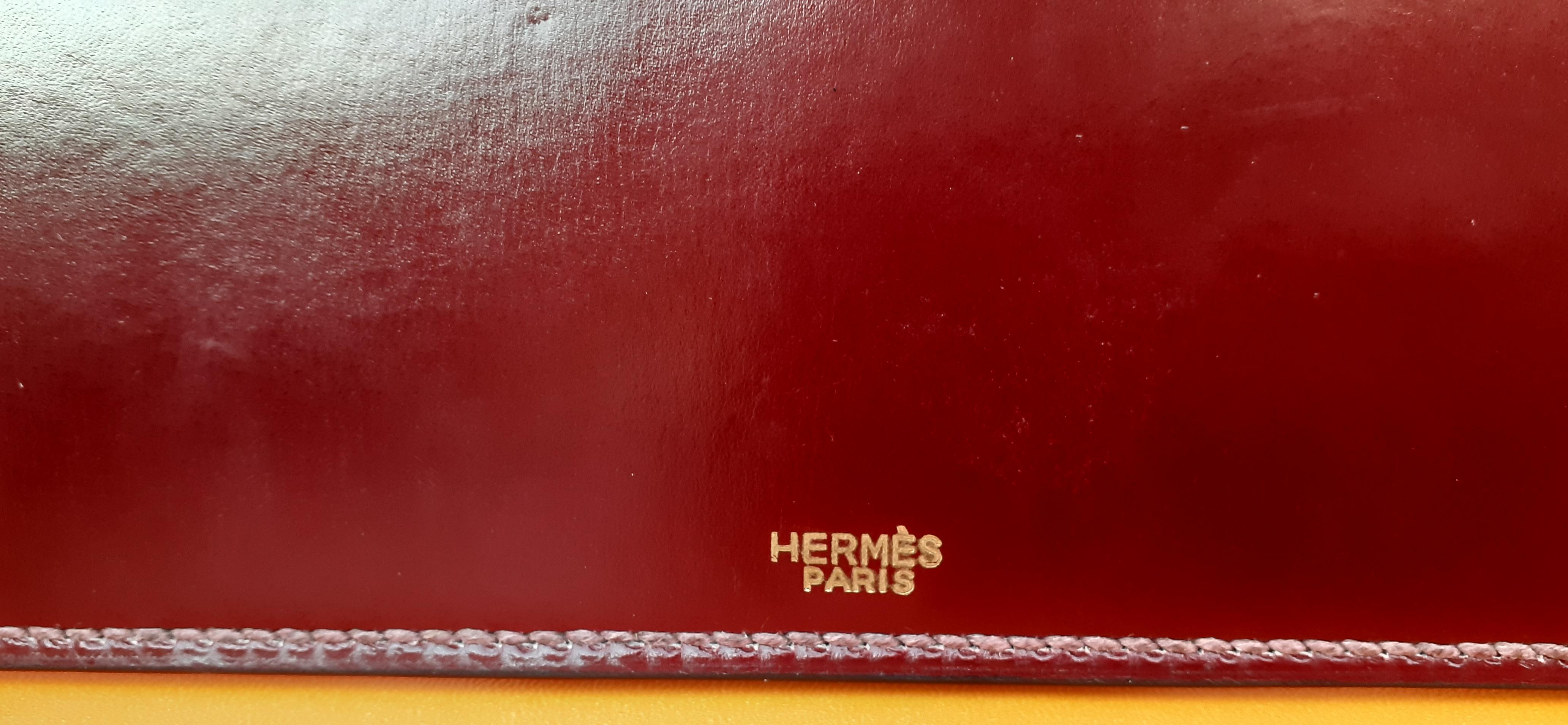 Exceptionnel porte-cravate Hermès à 3 étriers en métal et cuir en vente 9