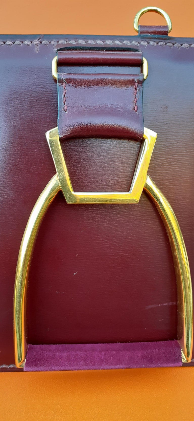 Exceptional Hermès Tie Hanger Tie Rack 3 Stirrups in Metal and Leather For Sale 3