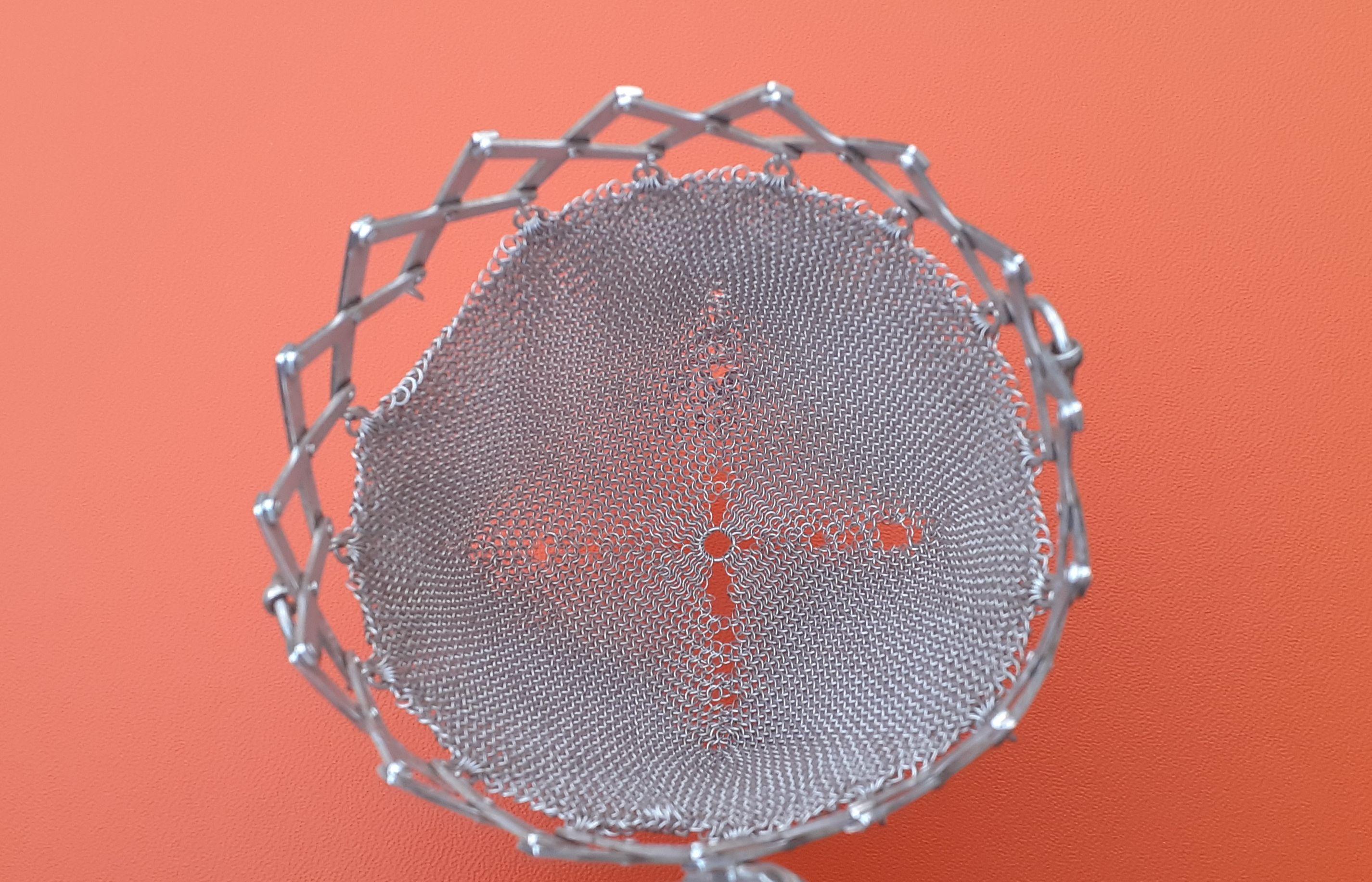 Exceptional Hermès Vintage Chainmail Almoner Coin Purse in Silver RARE 7