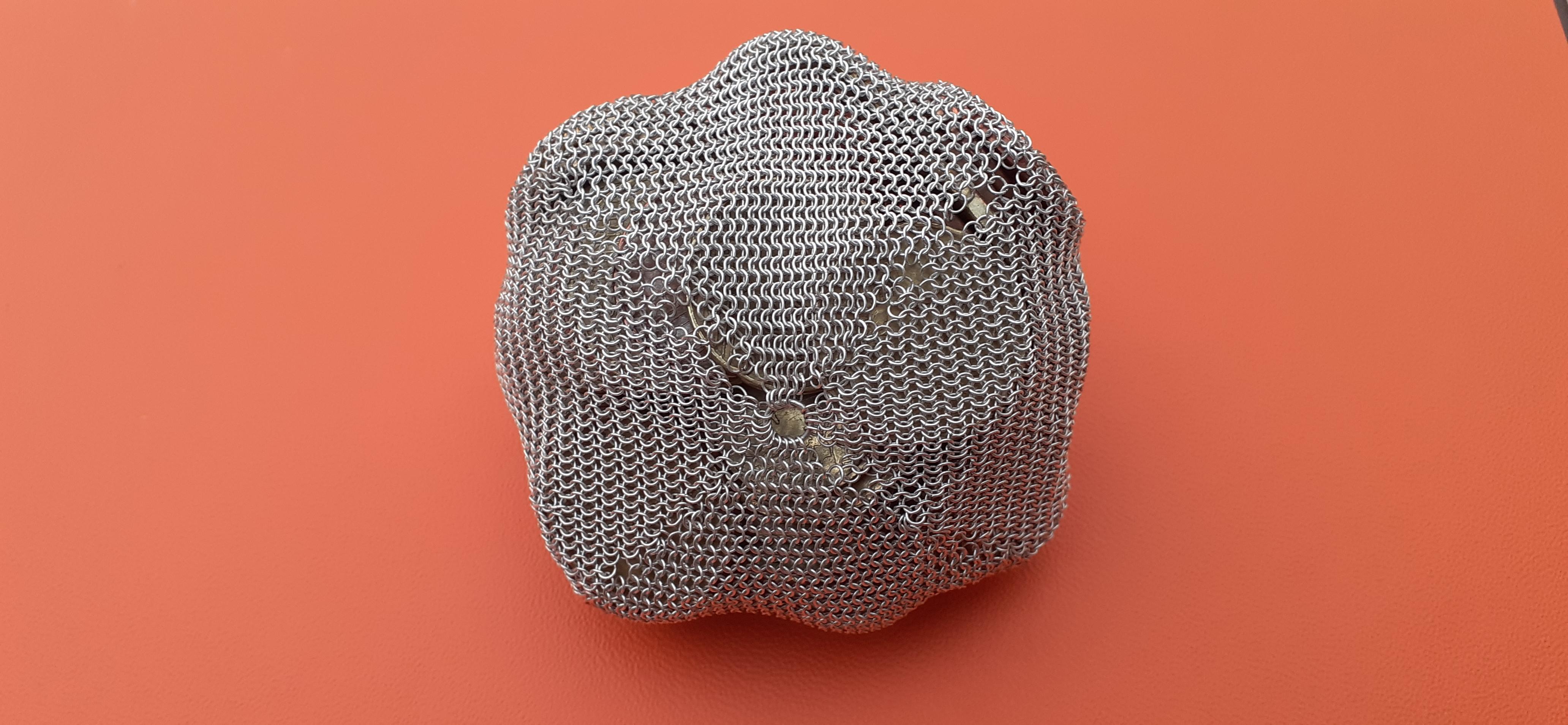 Exceptional Hermès Vintage Chainmail Almoner Coin Purse in Silver RARE 2