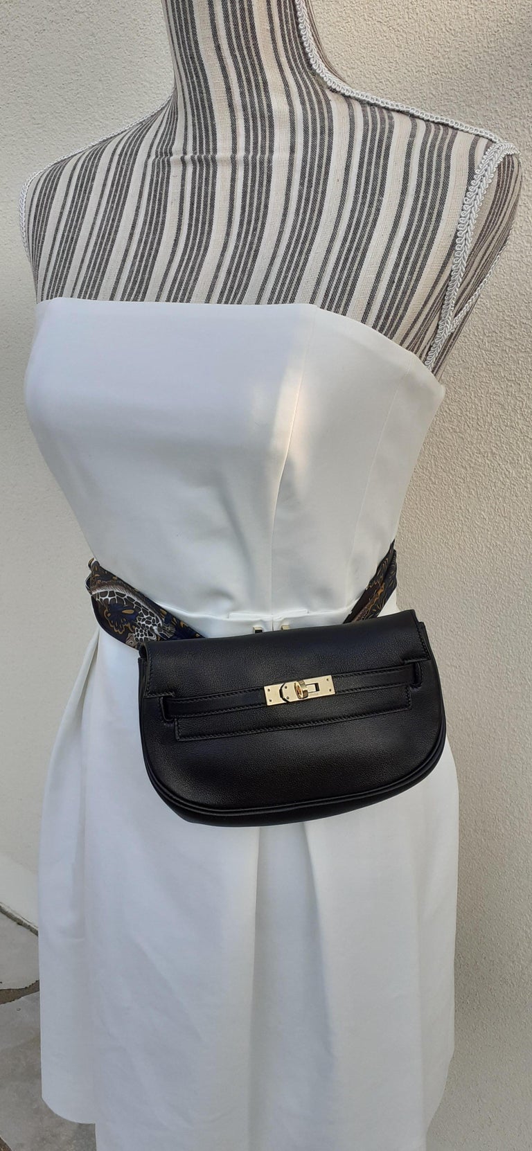 Exceptional Hermès Vintage Kelly Pochette Belt Bag Black Leather