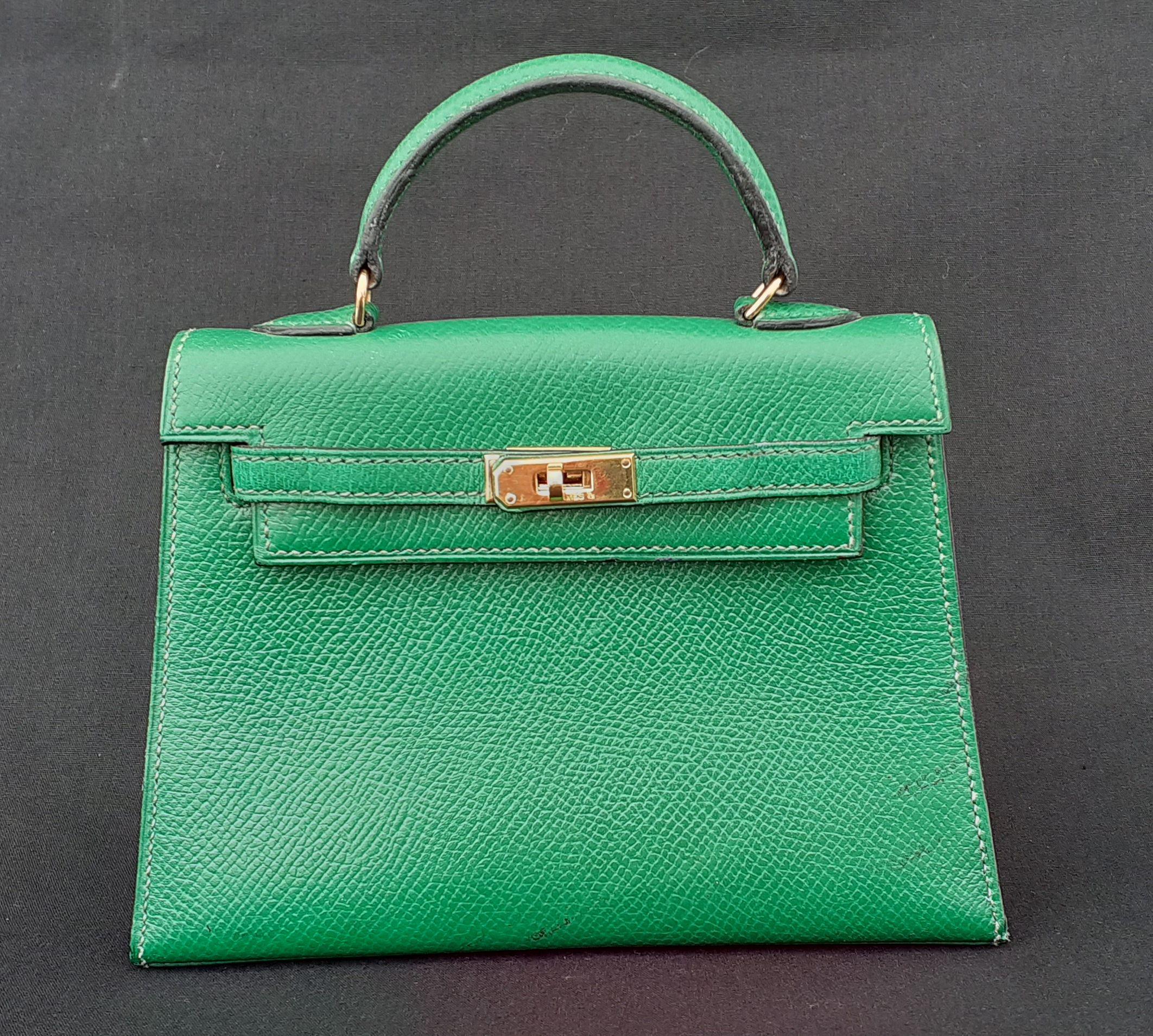 Blue Exceptional Hermès Vintage Micro Kelly 15 cm Sellier Bag Green Leather Gold Hdw