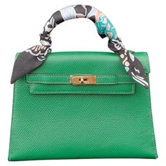 Exceptional Hermès Retro Micro Kelly 15 cm Sellier Bag Green Leather Gold Hdw