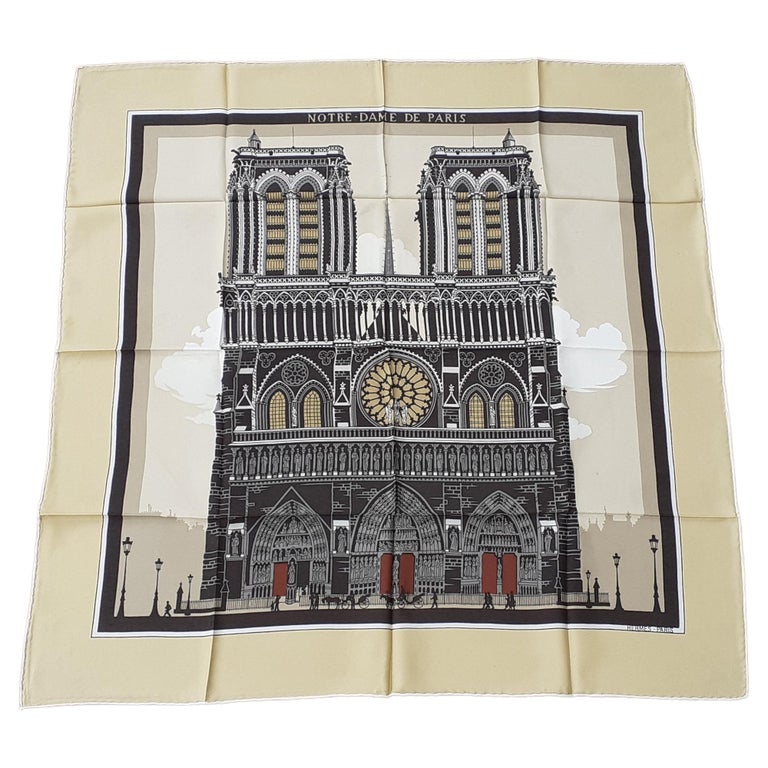 Exceptional Hermès Vintage Silk Scarf Notre Dame de Paris with Old Spire  RARE For Sale at 1stDibs