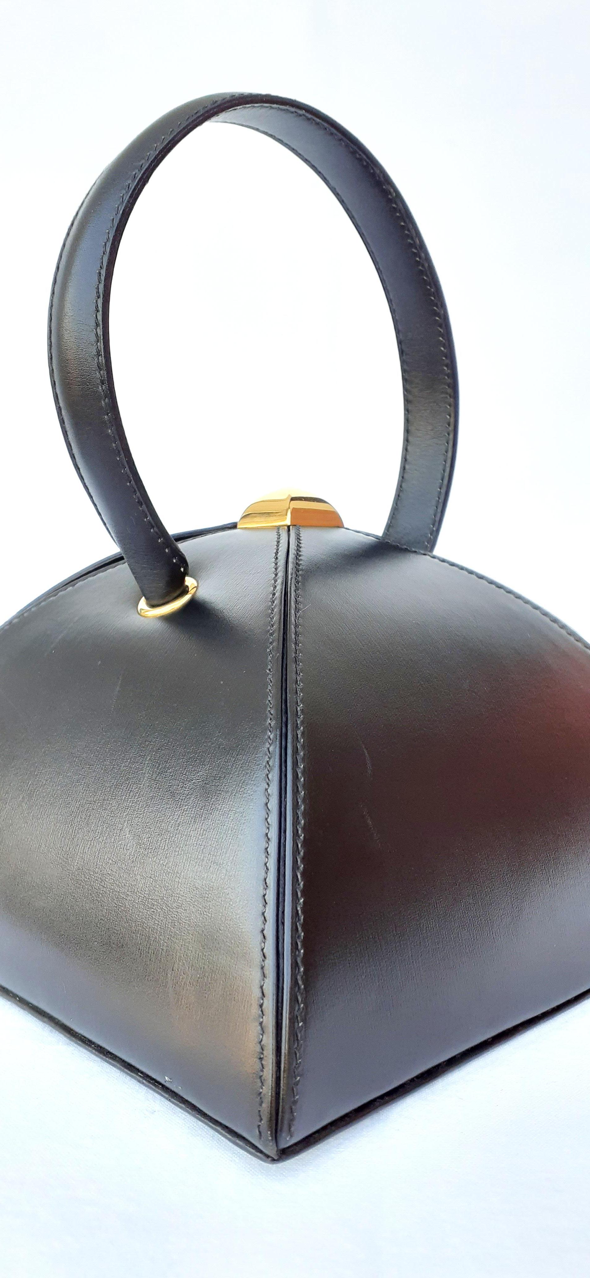 Außergewöhnliche Hermès Vintage Tee Time Bag Minaudiere Schwarz Box Leder Ghw RARE Damen