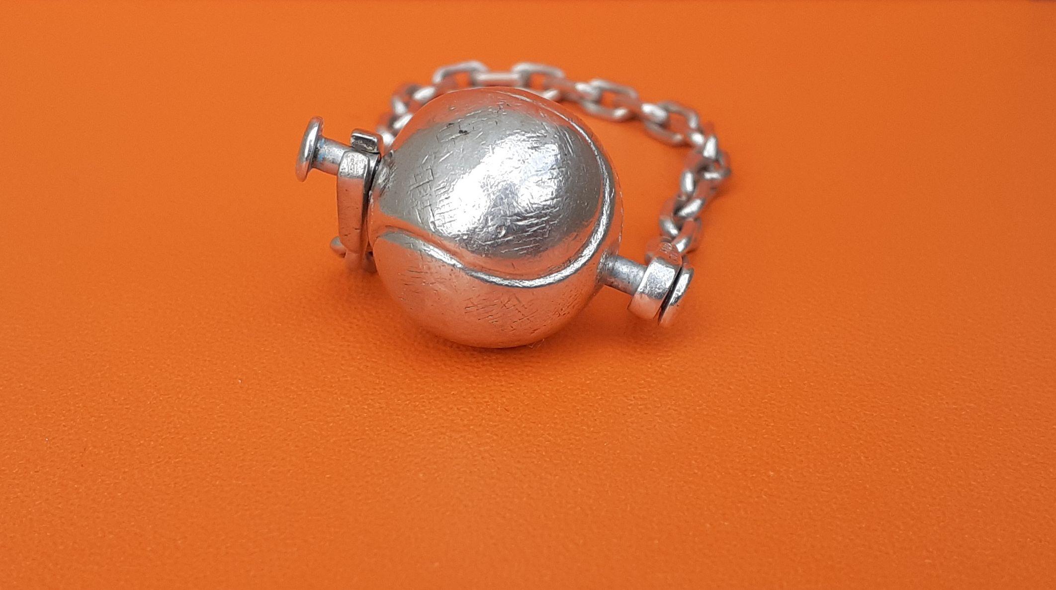 Women's or Men's Exceptional Hermès Vintage Tennis Ball Key Ring Keychain in Silver Rare For Sale