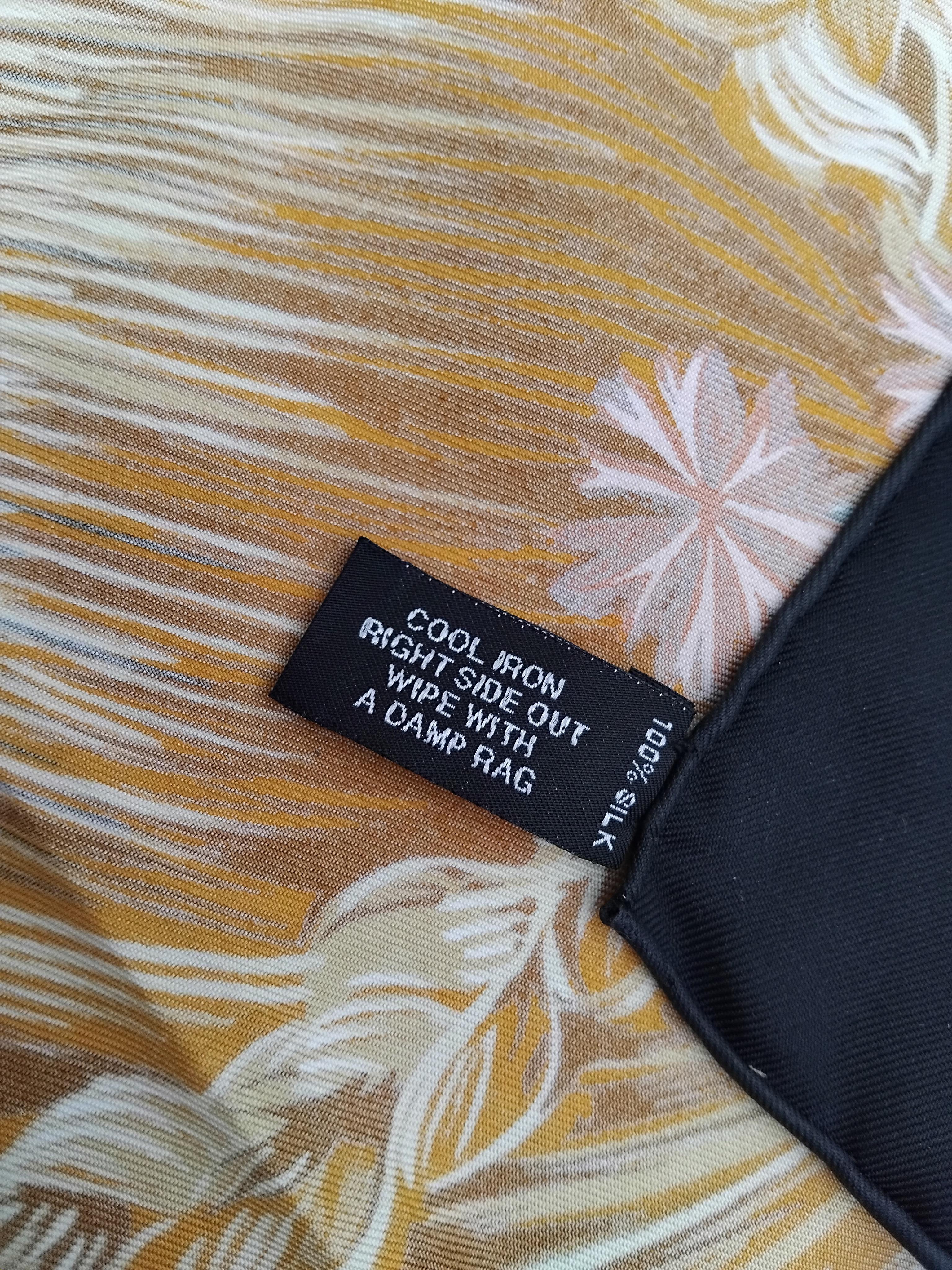 Exceptional Hermès Waterproof Silk Scarf EVA Dumas 90 cm RARE For Sale 7