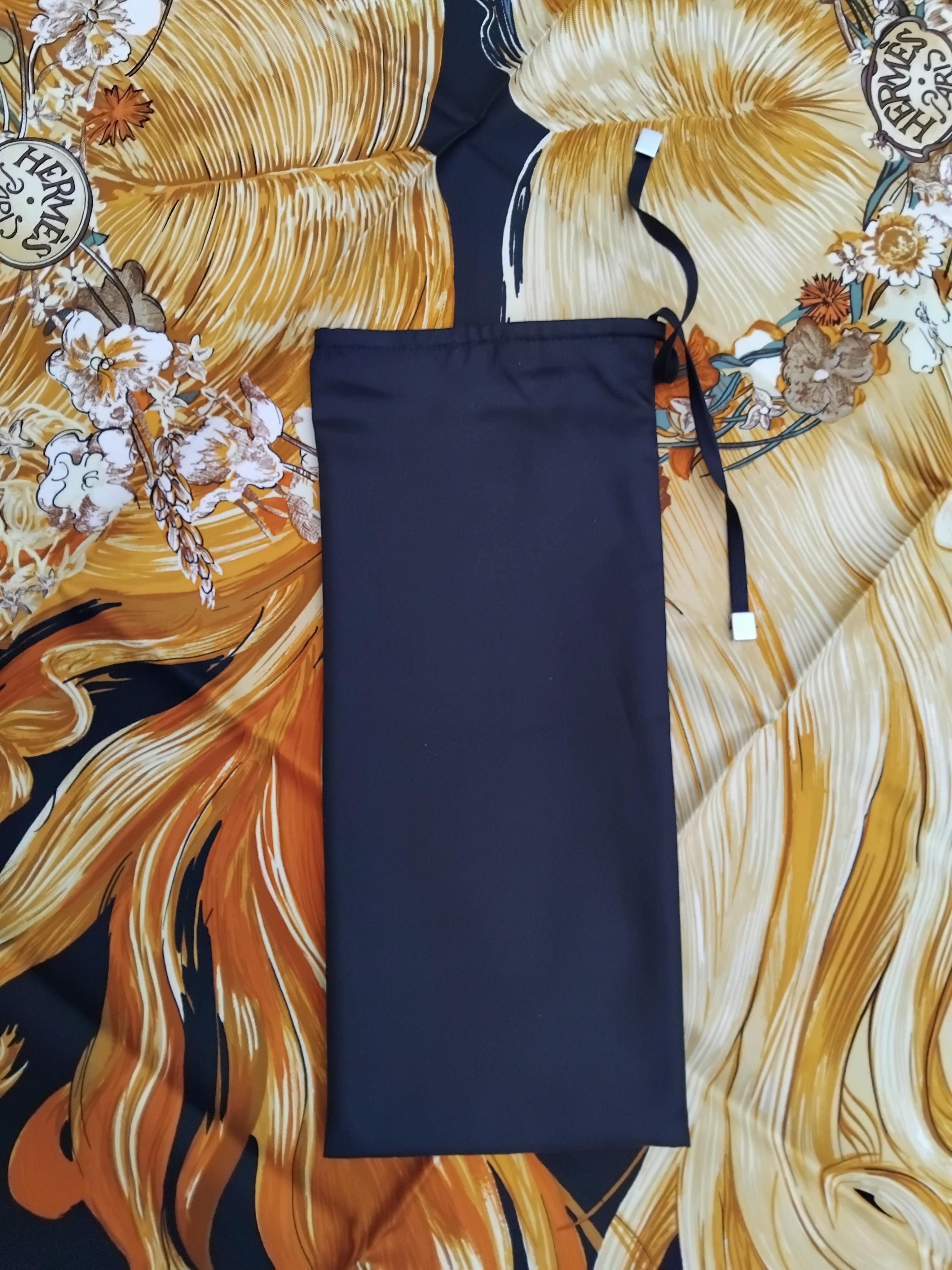 Exceptional Hermès Waterproof Silk Scarf EVA Dumas 90 cm RARE For Sale 8