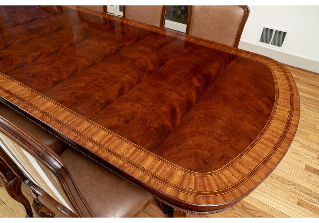 Exceptionnelle table à rallonge à deux pieds en acajou Hickory White État moyen - En vente à Bridgeport, CT