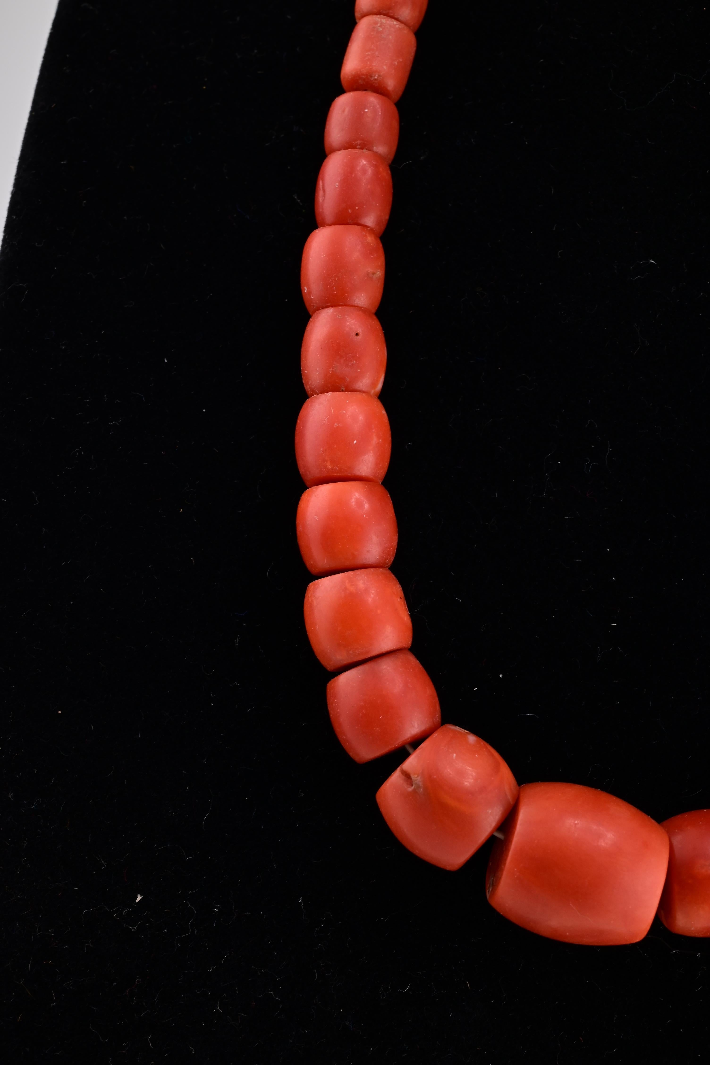 Women's Exceptional High Quality Japanese AKA Red Coral Necklace 46.92 Grams