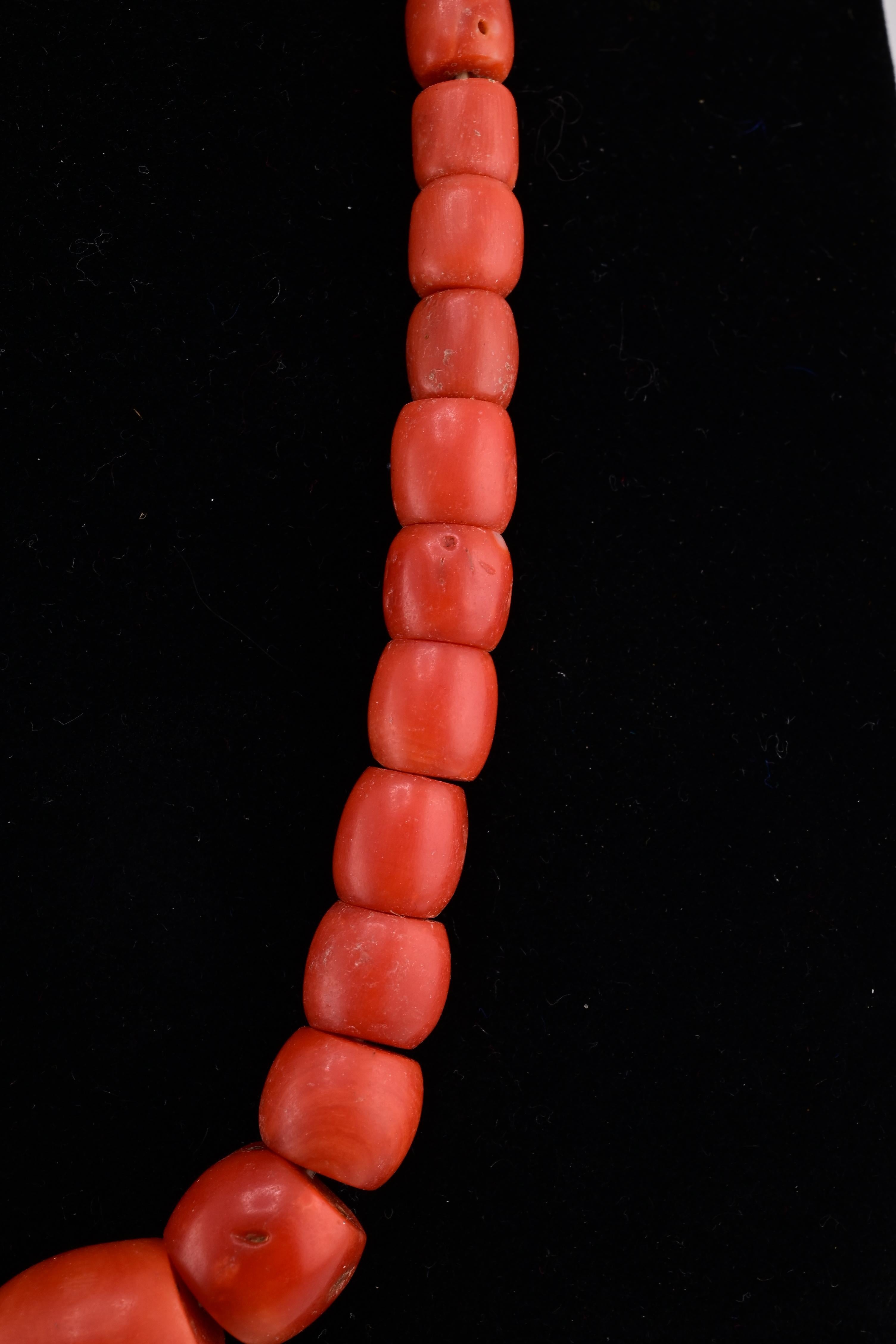 Exceptional High Quality Japanese AKA Red Coral Necklace 46.92 Grams 3
