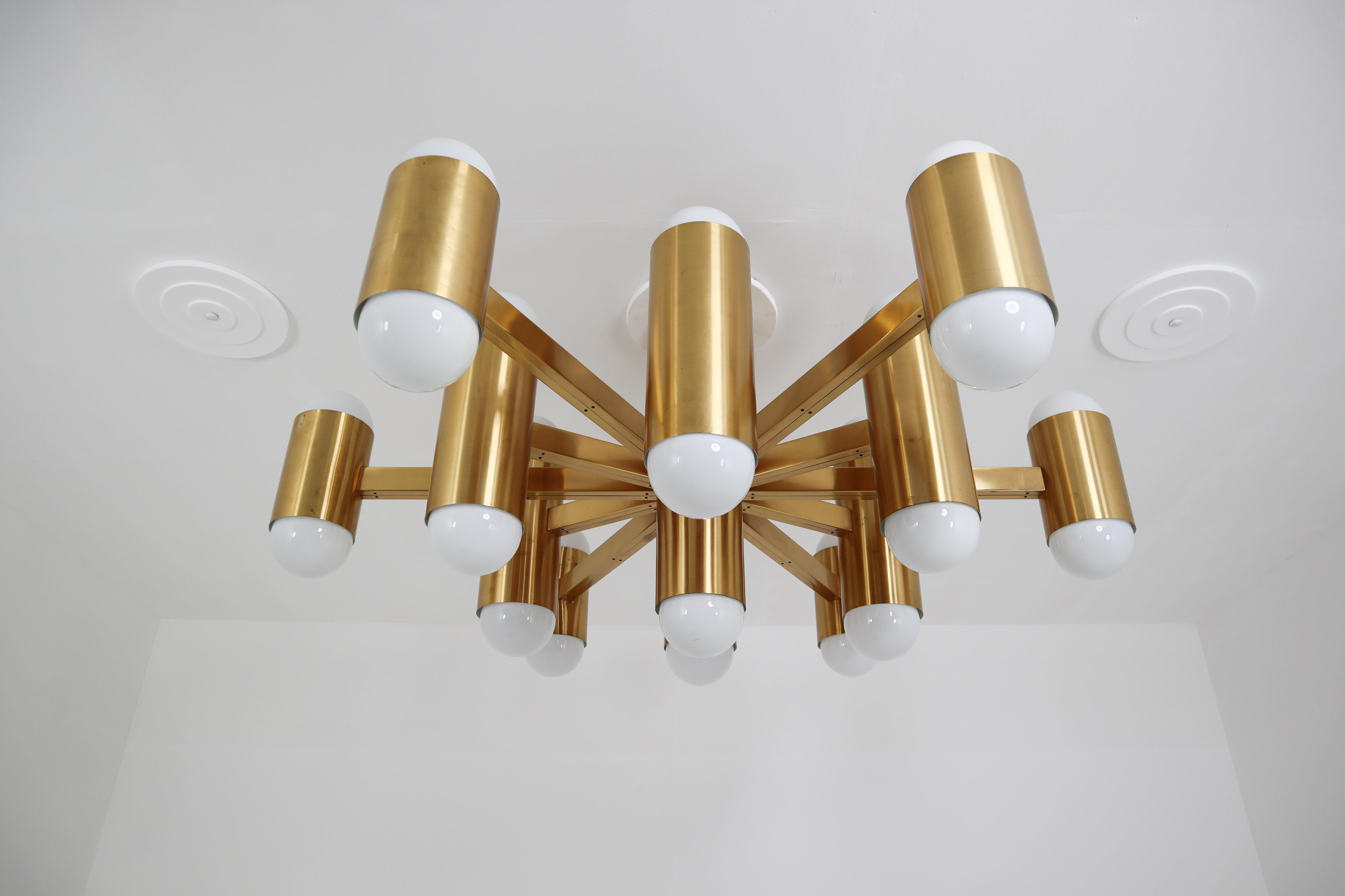 Exceptional Impressing Size Brass Chandelier Consist of Twenty-Six Lights 5